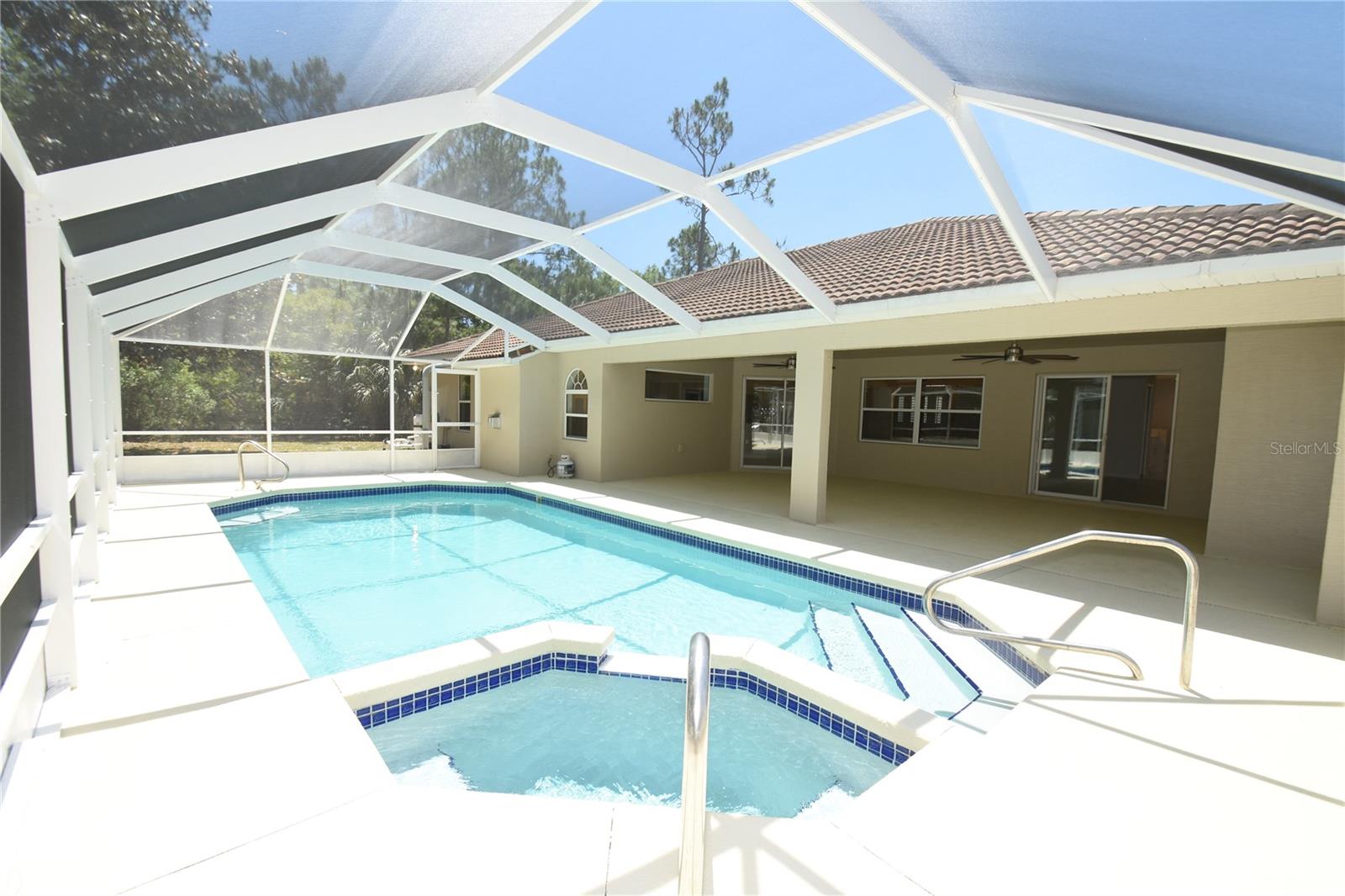 17 WHITE HALL DR, PALM COAST, FL, 32164