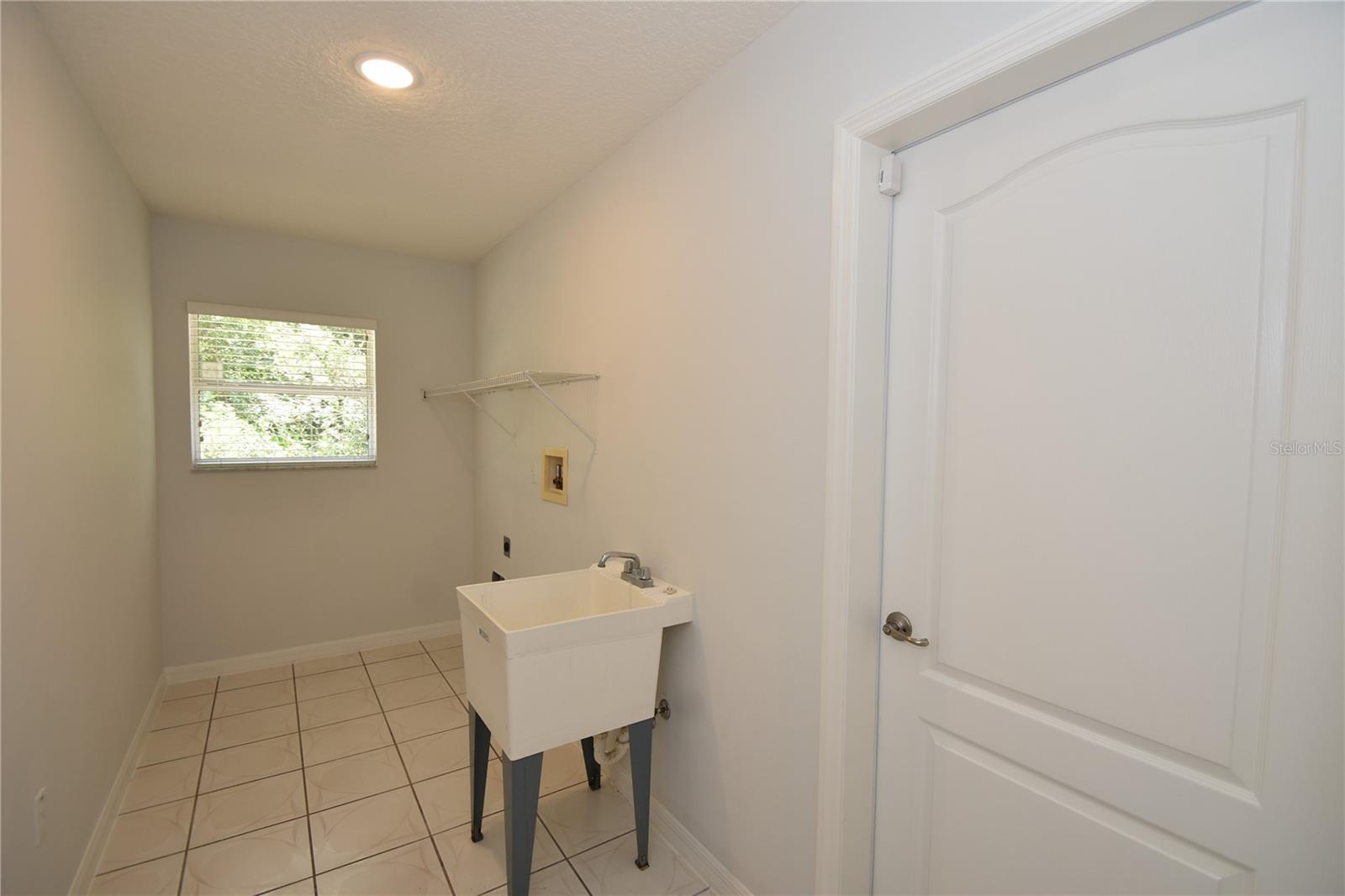 17 WHITE HALL DR, PALM COAST, FL, 32164