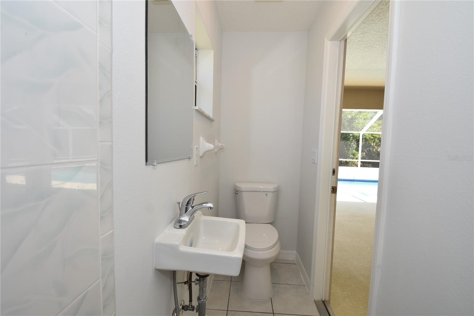 17 WHITE HALL DR, PALM COAST, FL, 32164