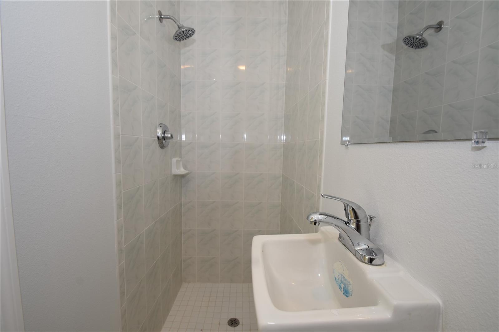17 WHITE HALL DR, PALM COAST, FL, 32164