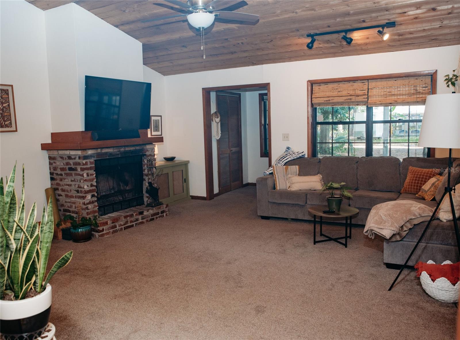 2002 SW 43RD AVE, GAINESVILLE, FL, 32608