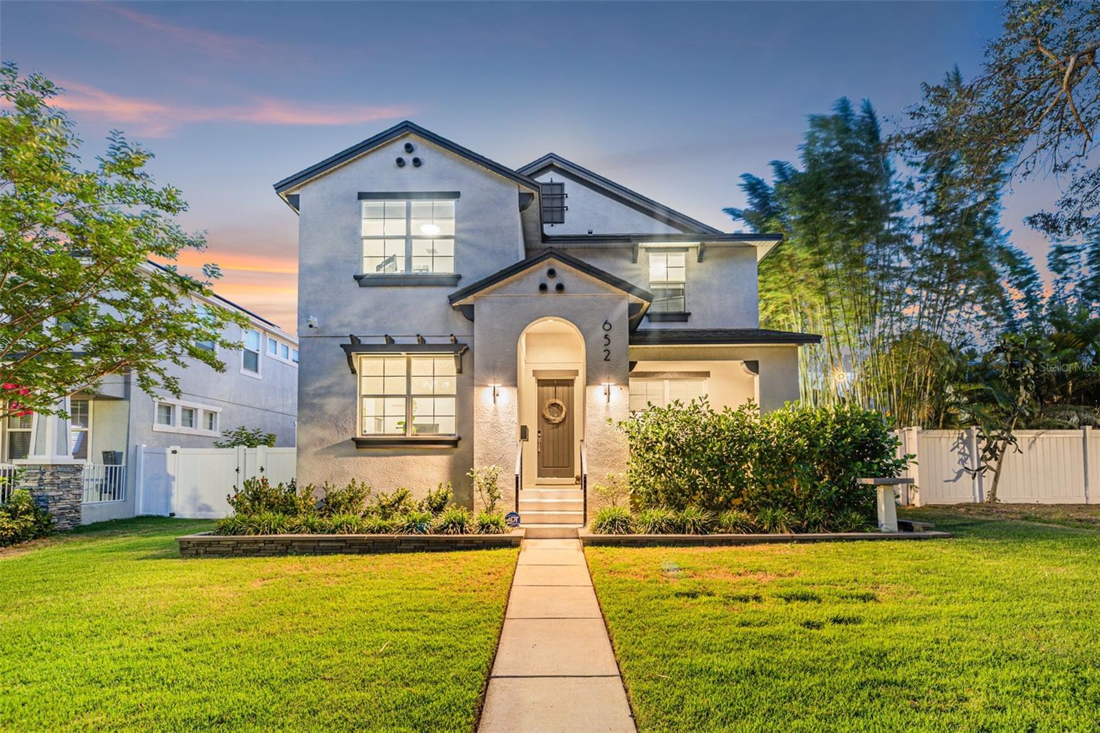 652 10TH AVE S, ST PETERSBURG, FL, 33701