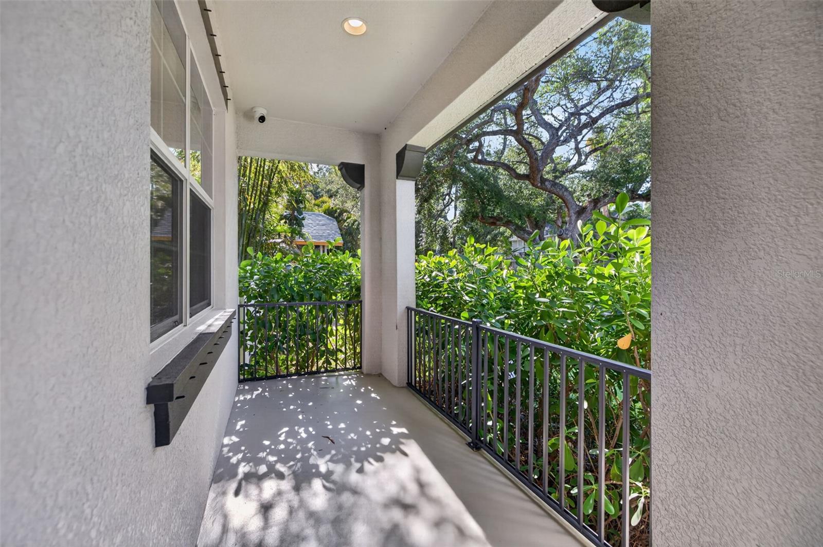 652 10TH AVE S, ST PETERSBURG, FL, 33701