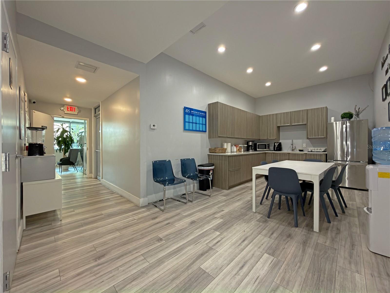 10501 S ORANGE AVE #107, ORLANDO, FL, 32824