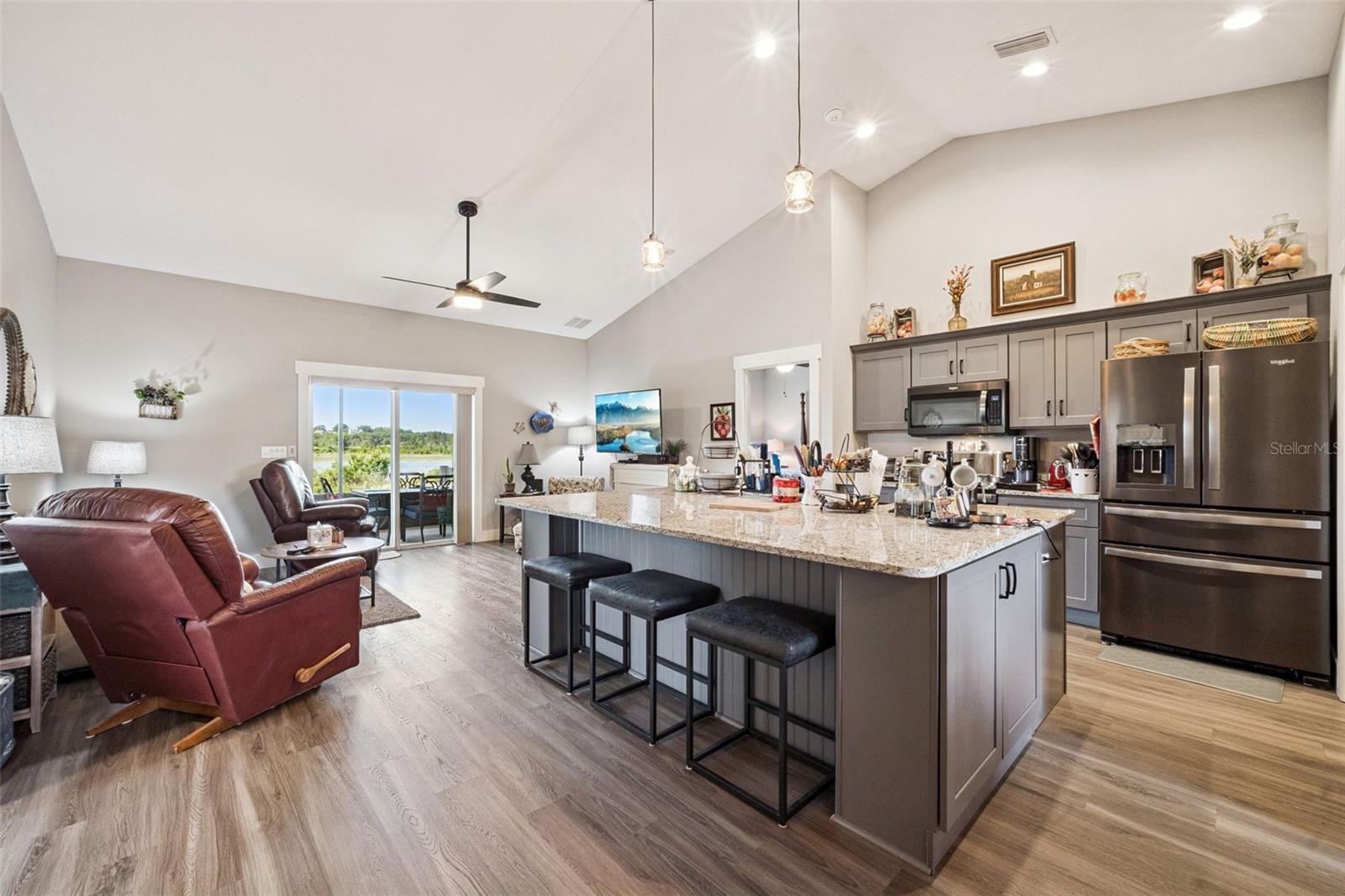 8020 SERGEANT PEPPER DR, HOWEY IN THE HILLS, FL, 34737
