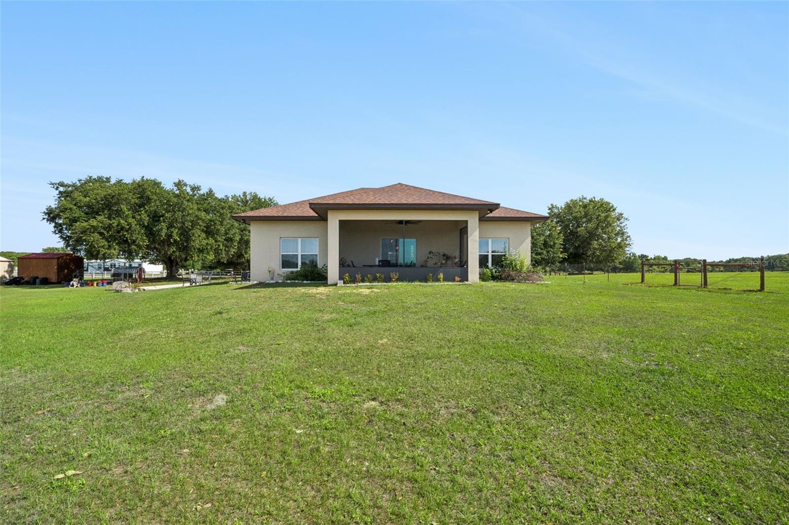 8020 SERGEANT PEPPER DR, HOWEY IN THE HILLS, FL, 34737