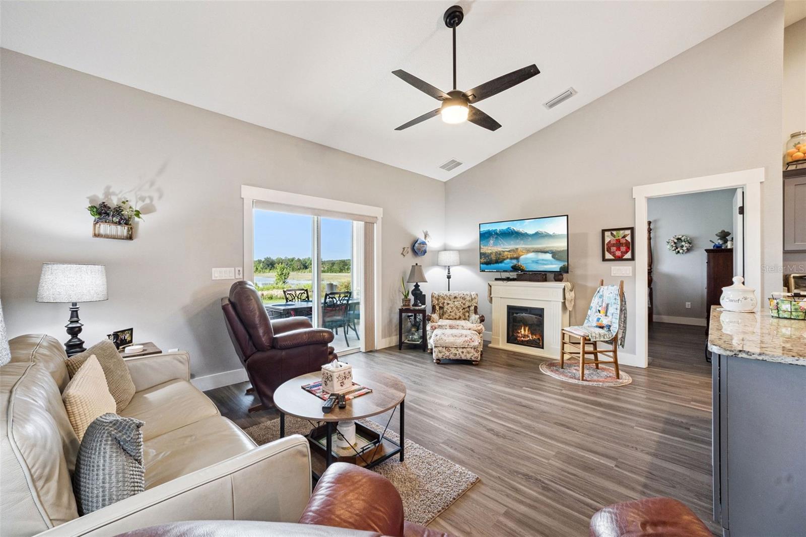 8020 SERGEANT PEPPER DR, HOWEY IN THE HILLS, FL, 34737