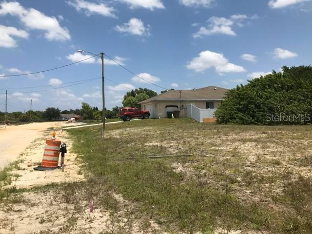 215 SW 9TH PL, CAPE CORAL, FL, 33991