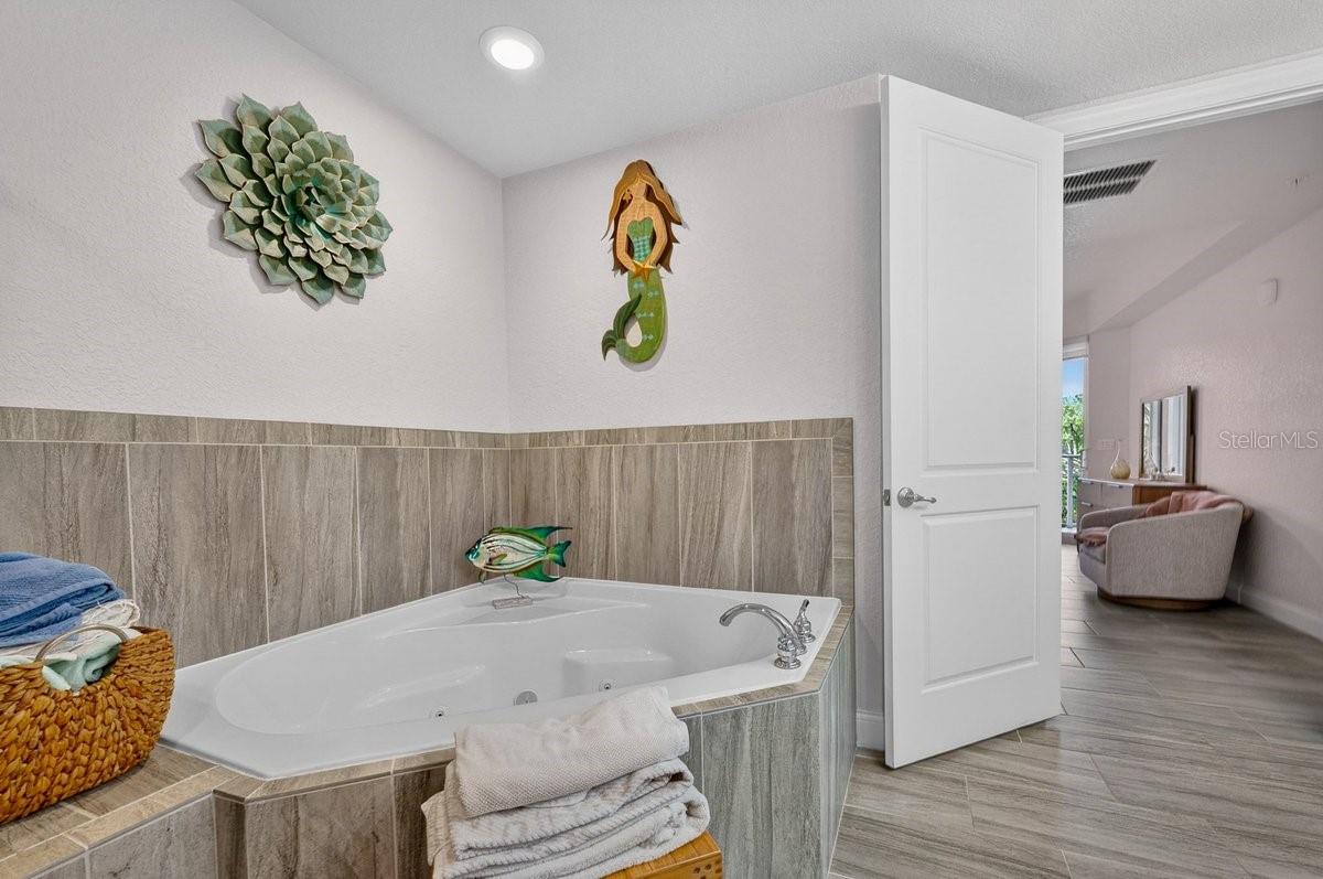 3 RIVERWALK DR #202, NEW SMYRNA BEACH, FL, 32169