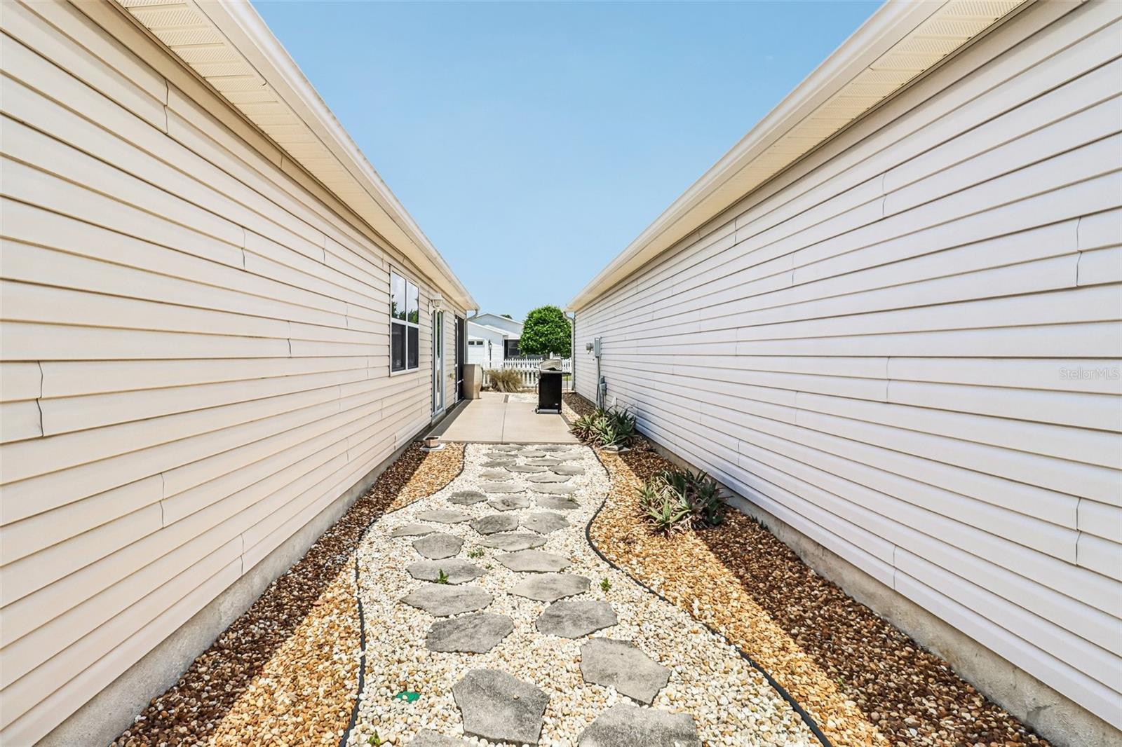2561 BIRCH AVE, THE VILLAGES, FL, 32162