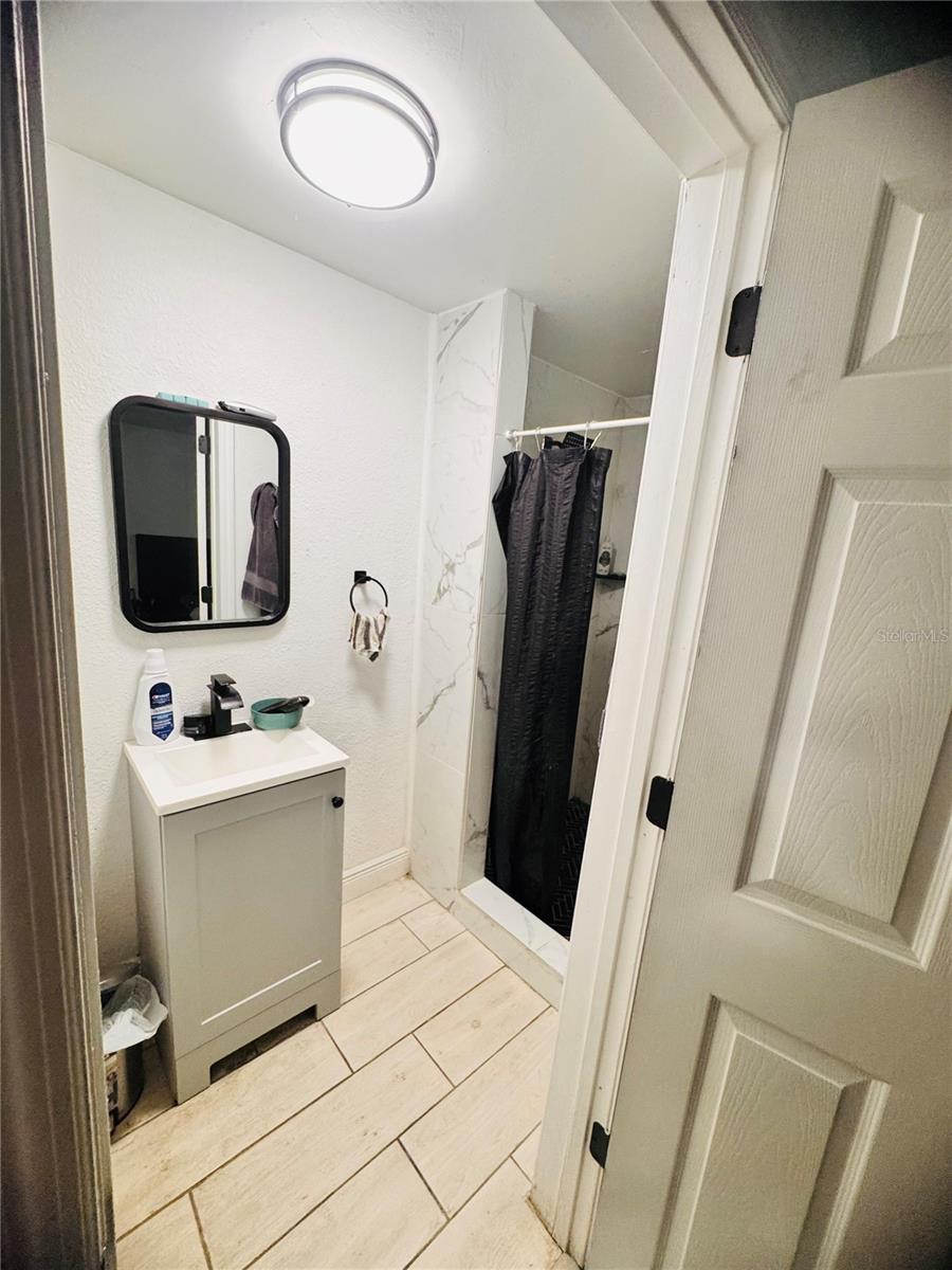 8710 N TANGERINE PL, TAMPA, FL, 33617