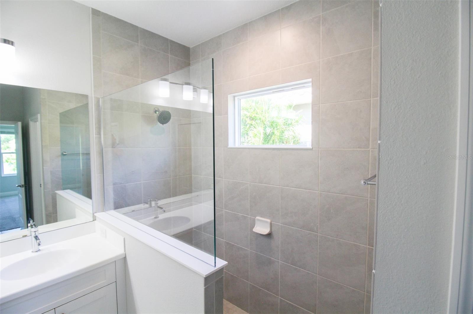 12813 TRUE BLUE CIR, BRADENTON, FL, 34211