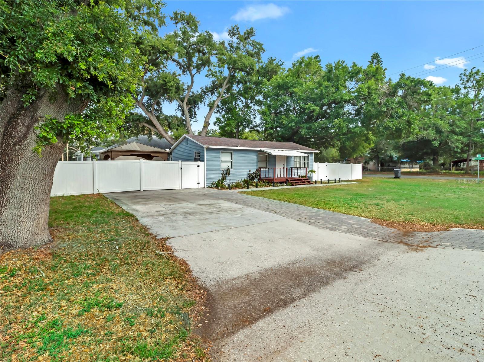 6201 THERESA ST, TAMPA, FL, 33615