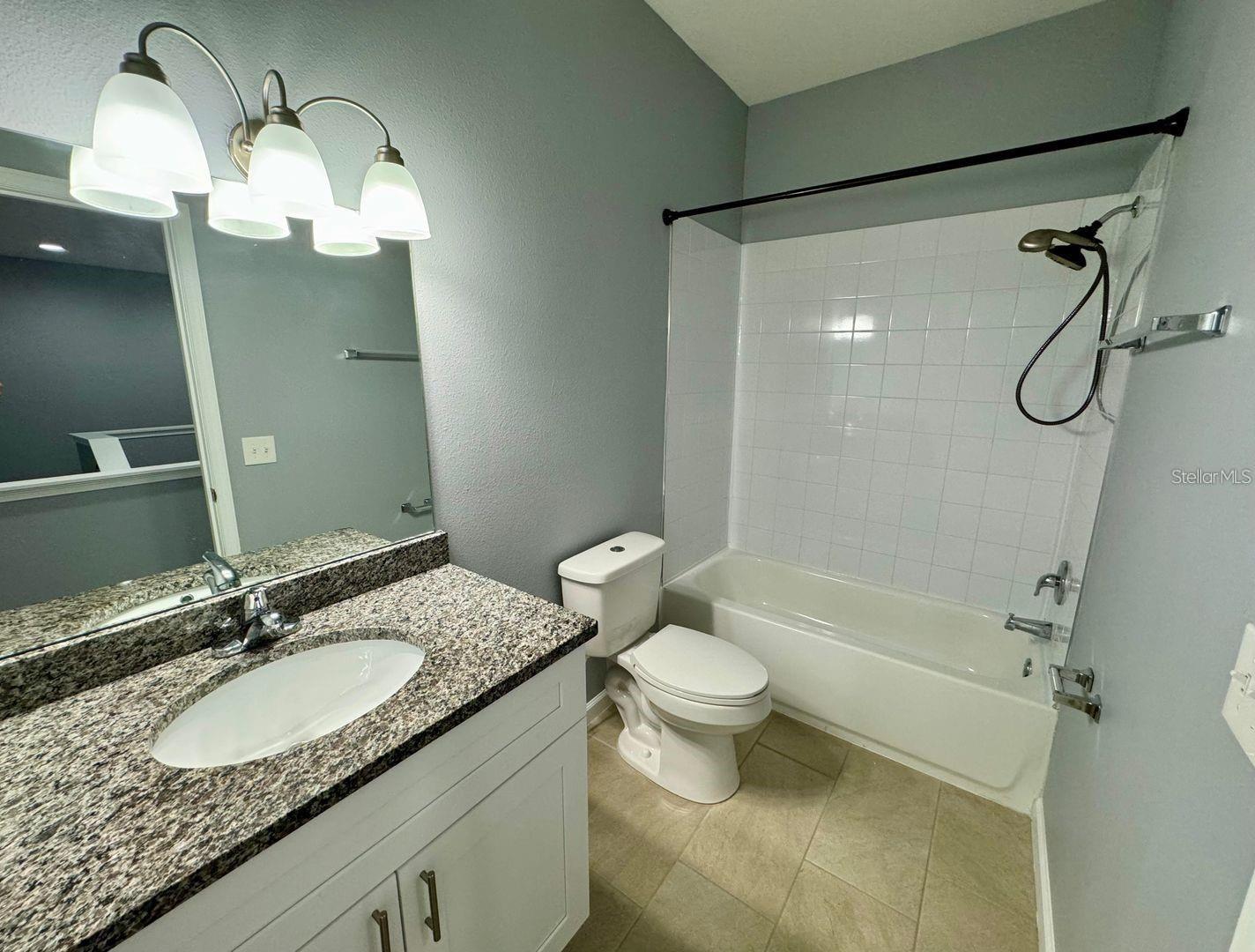 930 LAKEFRONT VILLAGE DR, CLERMONT, FL, 34711