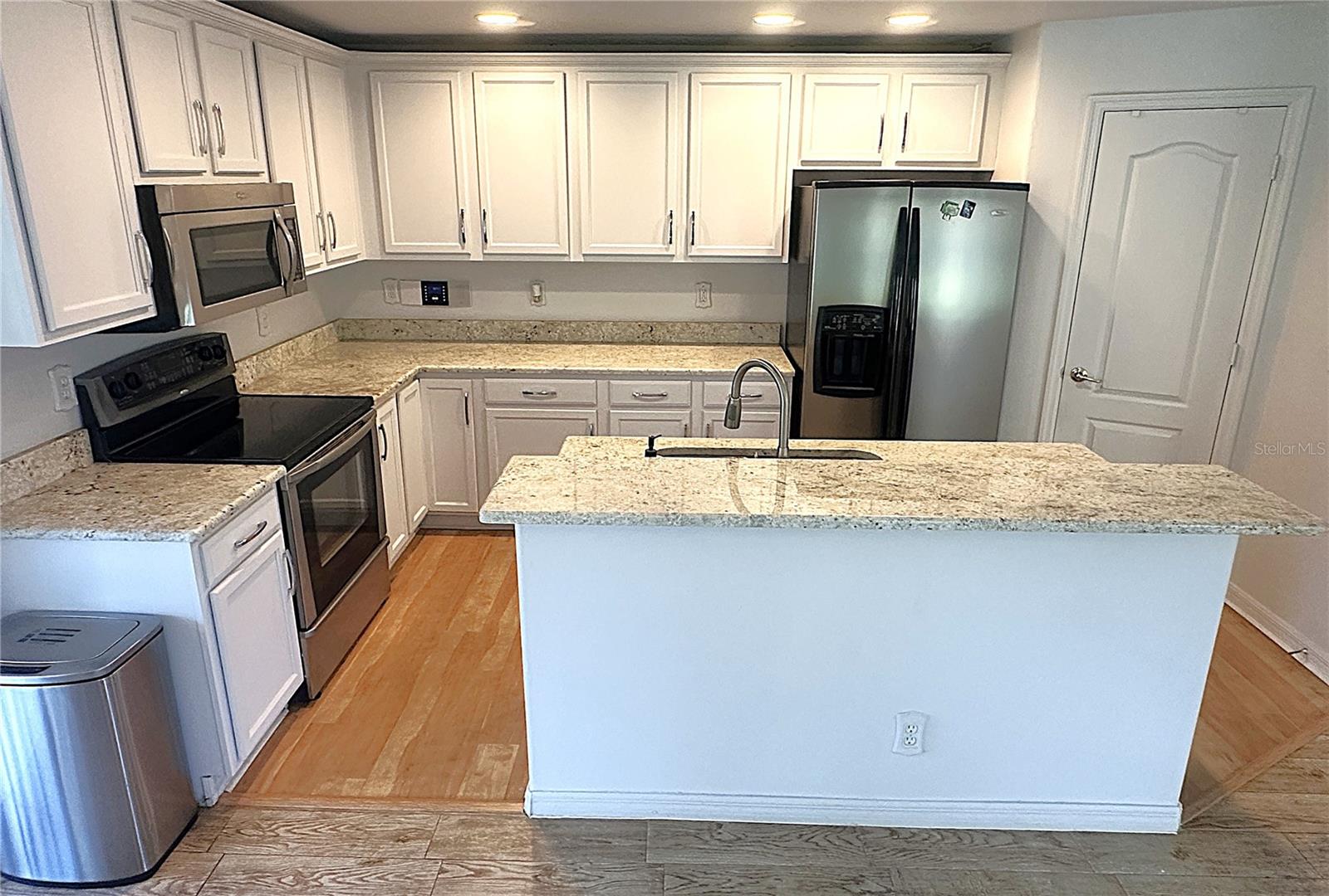 2048 SUN DOWN DR, CLEARWATER, FL, 33763