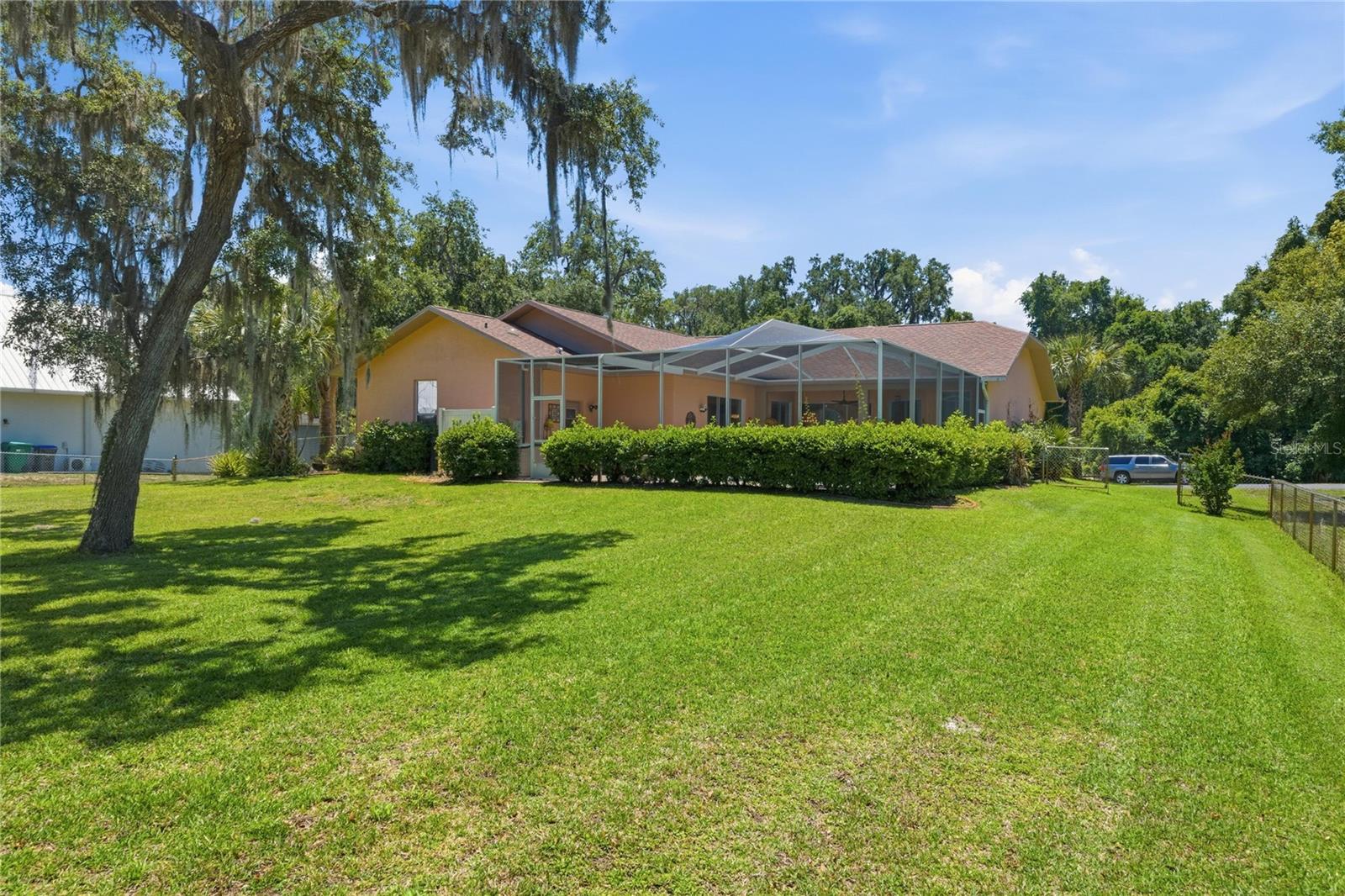 8204 E FAIRWAY LOOP, INVERNESS, FL, 34450