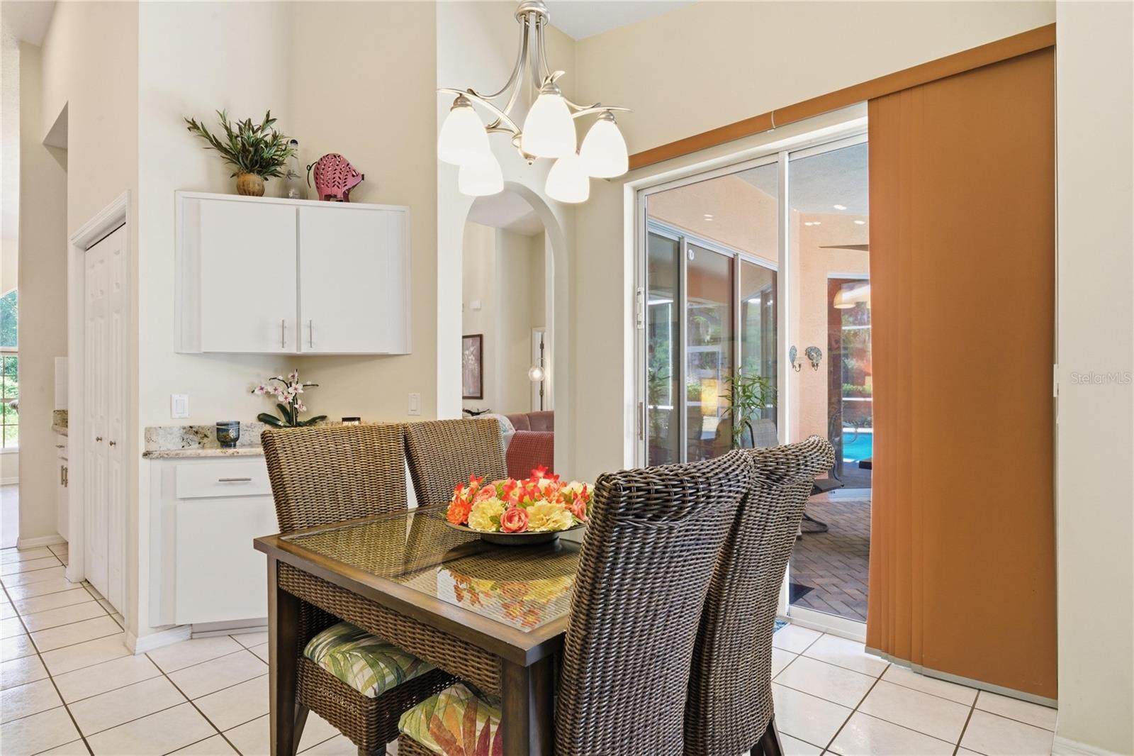 8204 E FAIRWAY LOOP, INVERNESS, FL, 34450