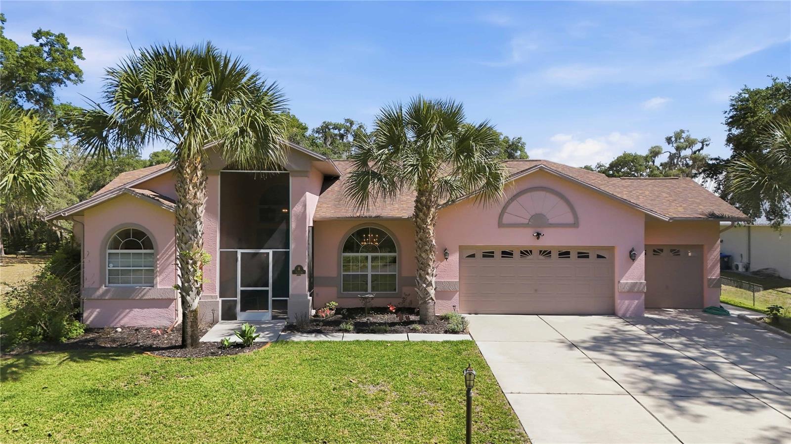 8204 E FAIRWAY LOOP, INVERNESS, FL, 34450