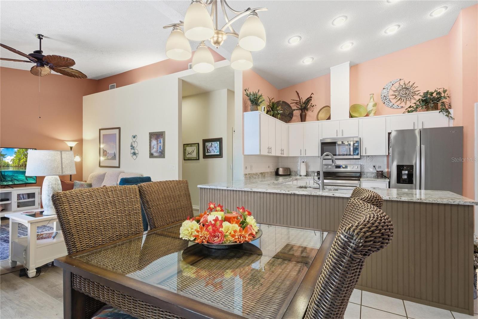 8204 E FAIRWAY LOOP, INVERNESS, FL, 34450