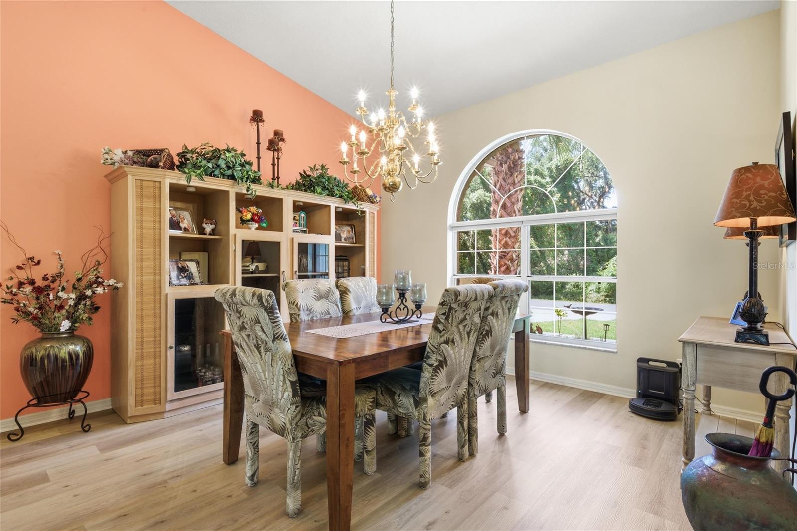 8204 E FAIRWAY LOOP, INVERNESS, FL, 34450