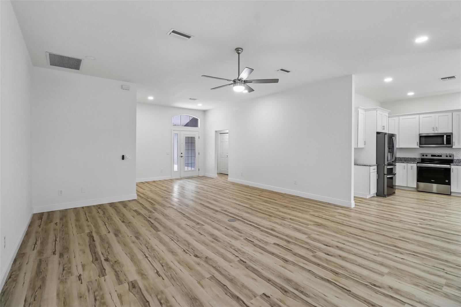 207 DESOTA CT, THE VILLAGES, FL, 32159