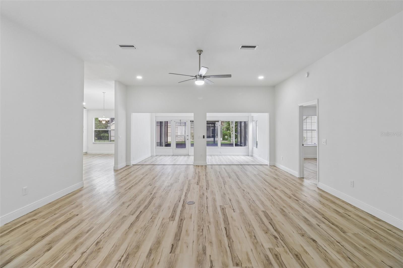 207 DESOTA CT, THE VILLAGES, FL, 32159