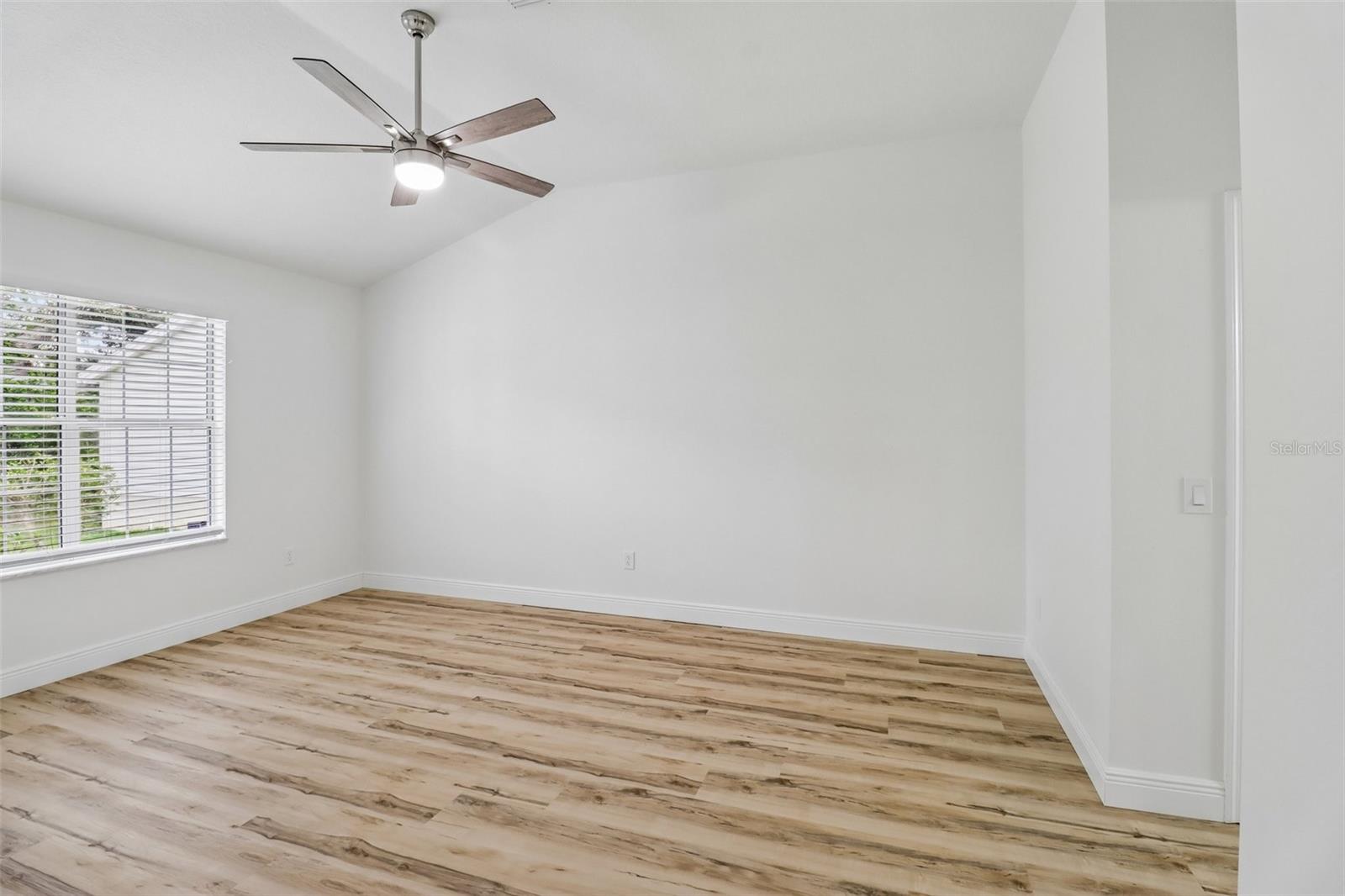 207 DESOTA CT, THE VILLAGES, FL, 32159