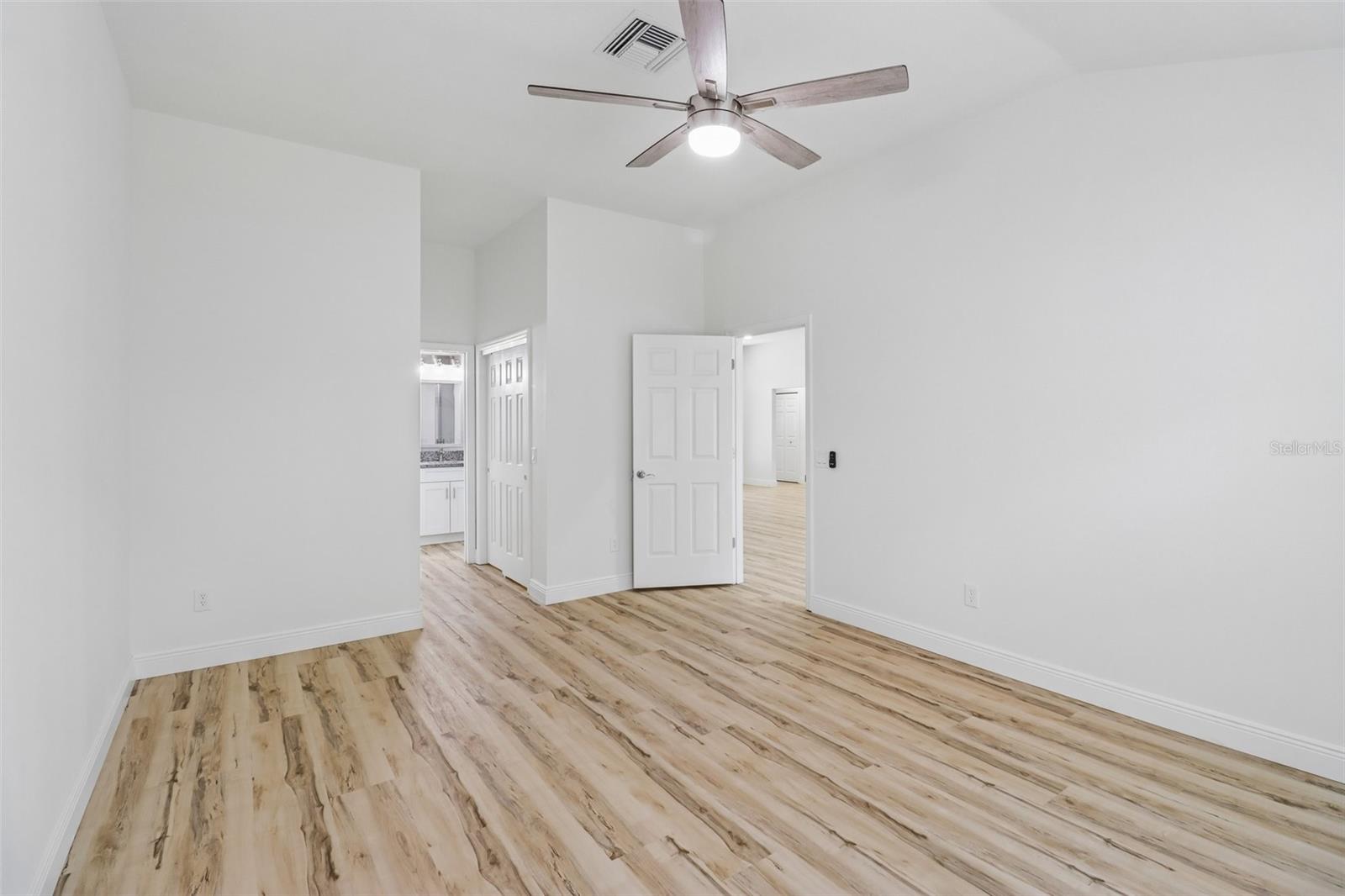 207 DESOTA CT, THE VILLAGES, FL, 32159
