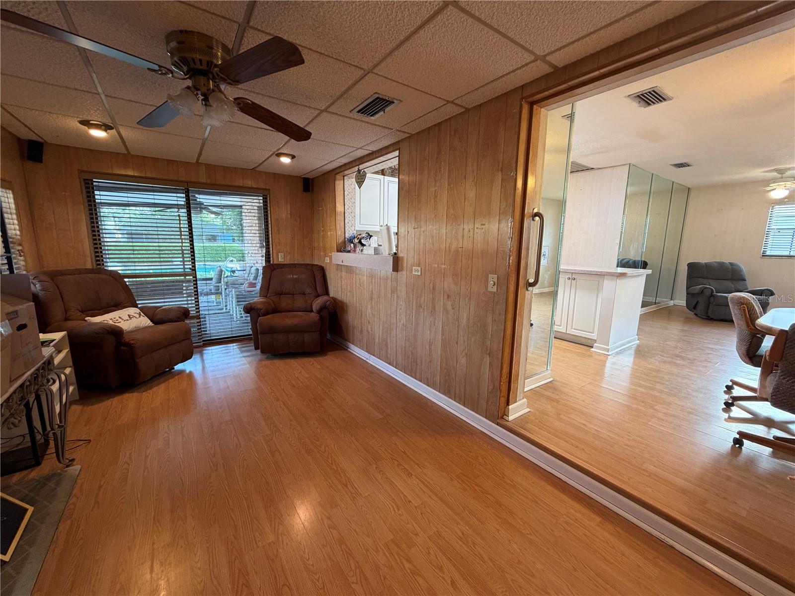 2723 W OSBORNE AVE, TAMPA, FL, 33614