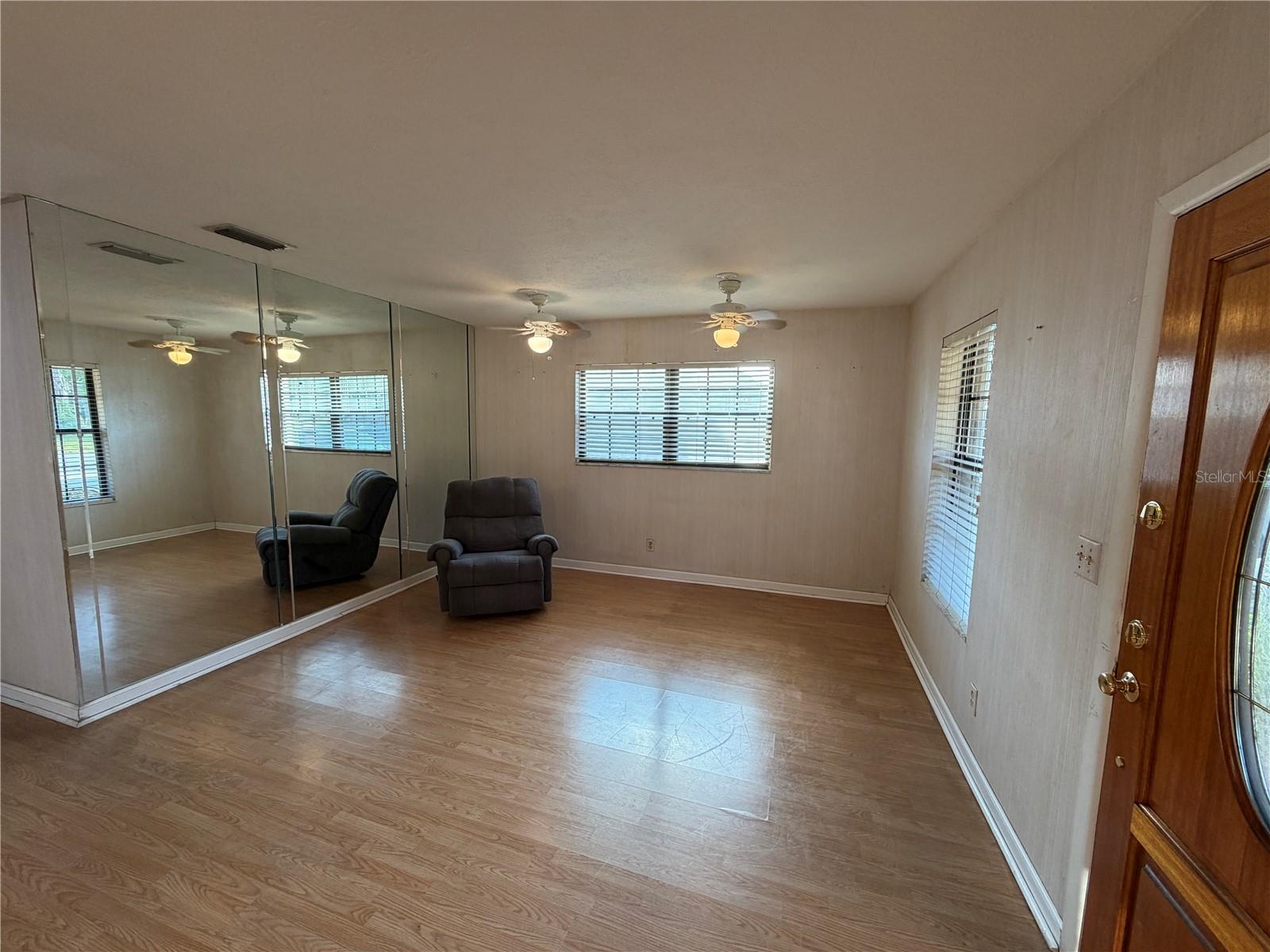 2723 W OSBORNE AVE, TAMPA, FL, 33614