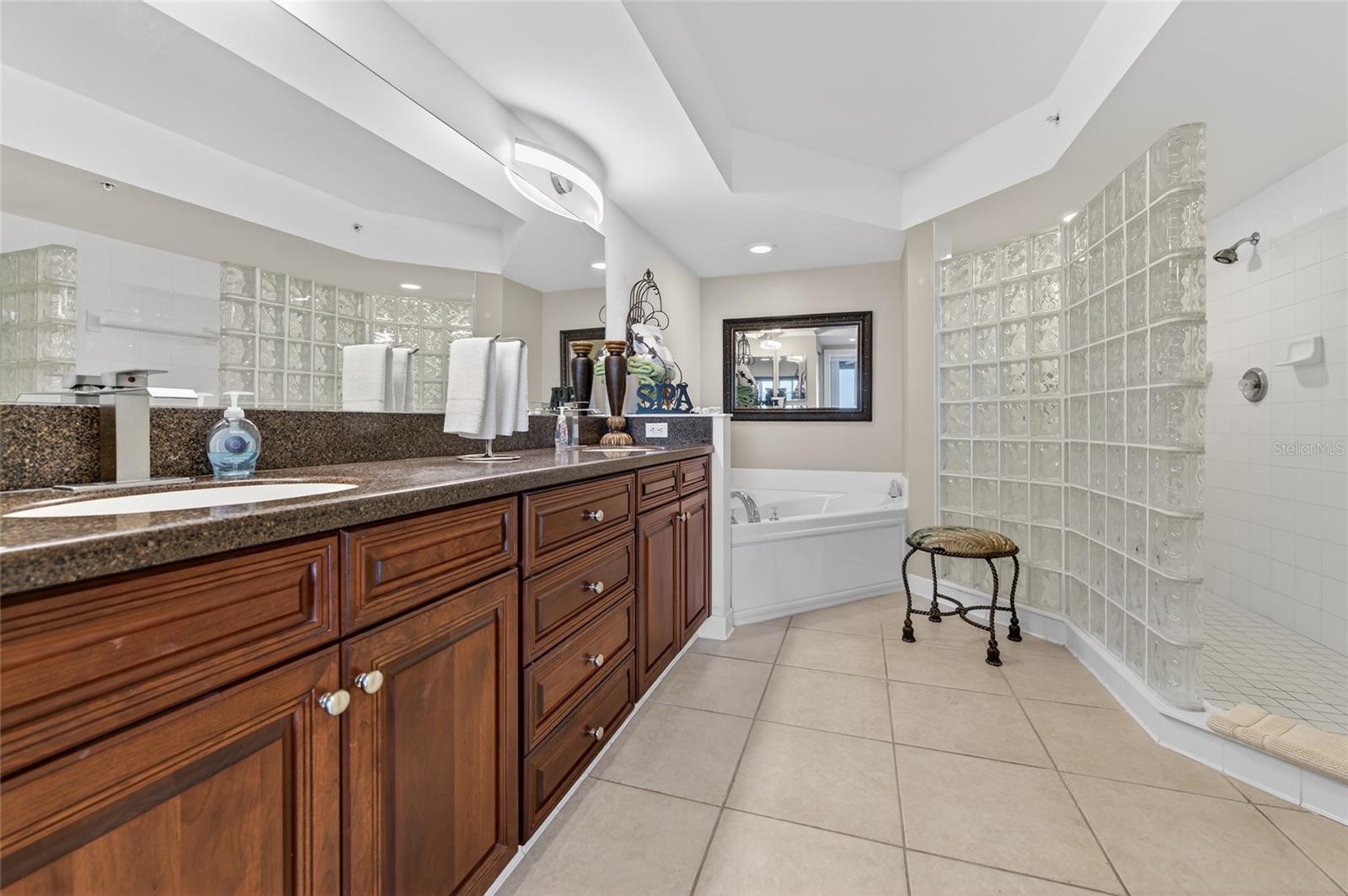 3311 S ATLANTIC AVE #201, DAYTONA BEACH SHORES, FL, 32118