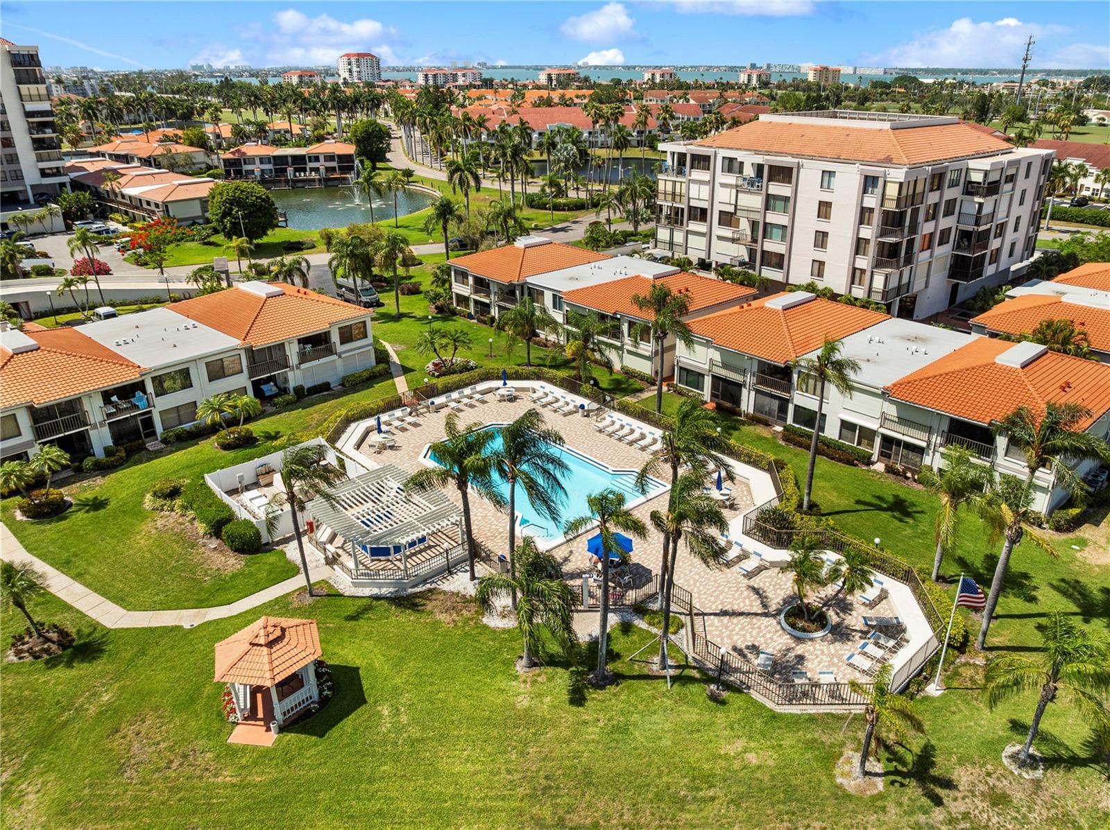 6294 BAHIA DEL MAR CIR #904, ST PETERSBURG, FL, 33715