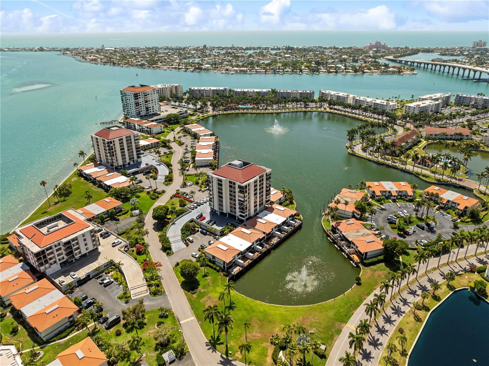 6294 BAHIA DEL MAR CIR #904, ST PETERSBURG, FL, 33715