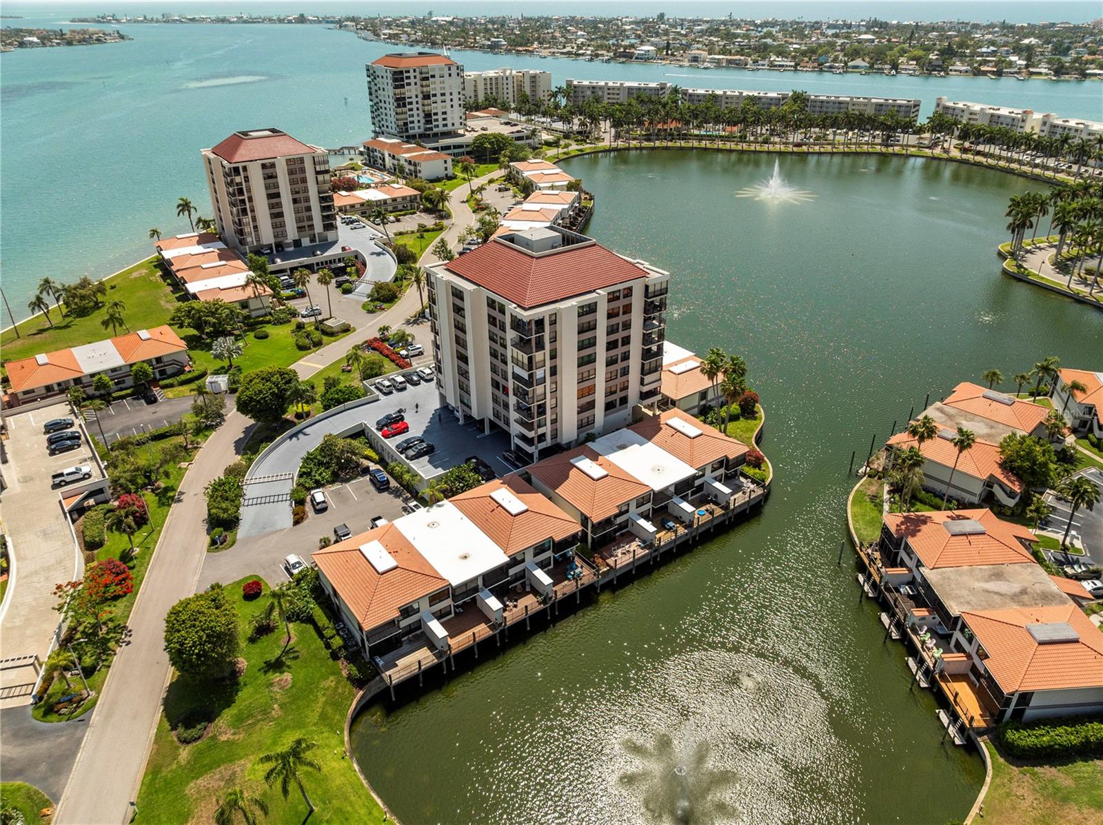 6294 BAHIA DEL MAR CIR #904, ST PETERSBURG, FL, 33715