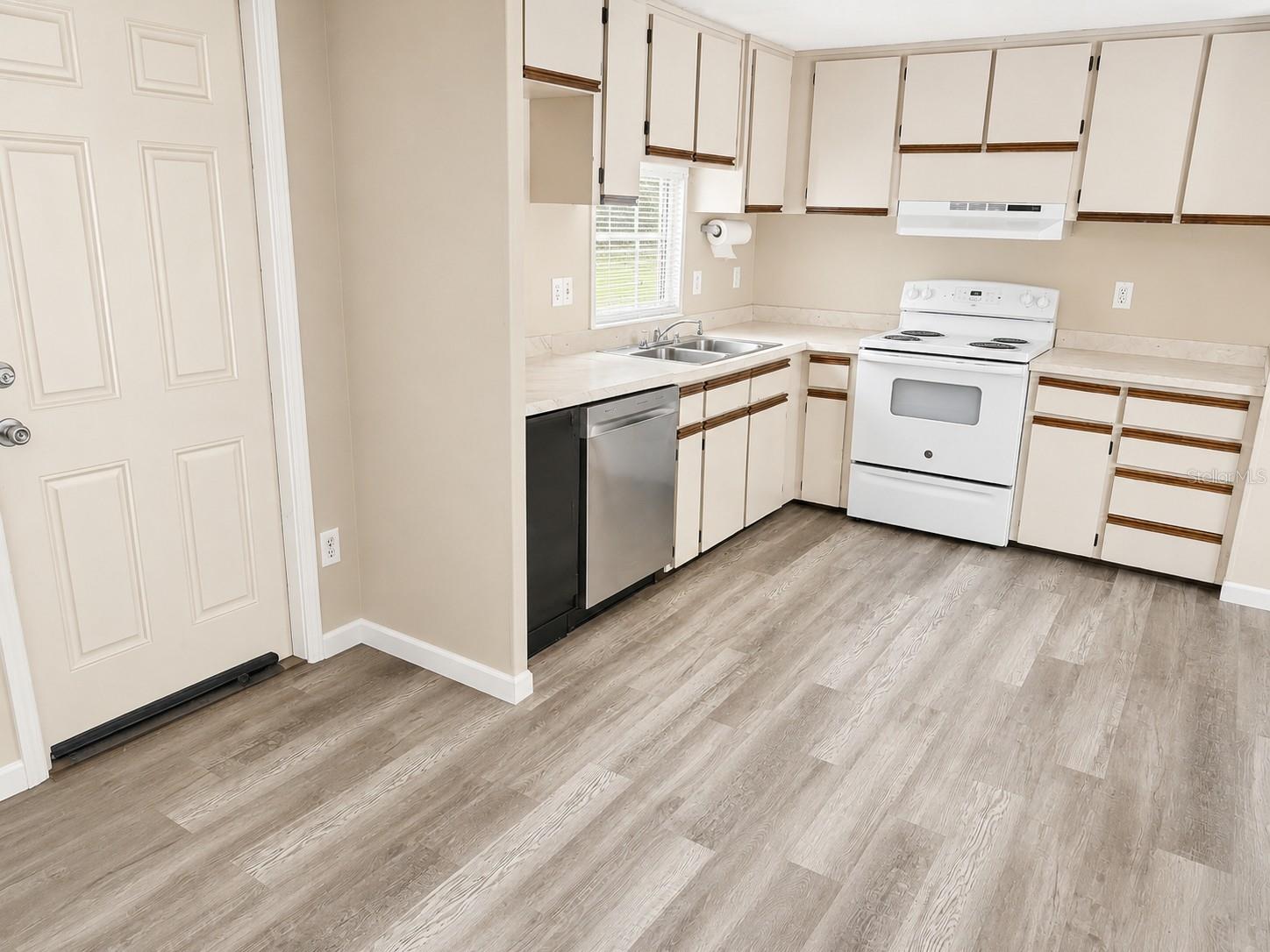 5022 COUNTY ROAD 157, WILDWOOD, FL, 34785