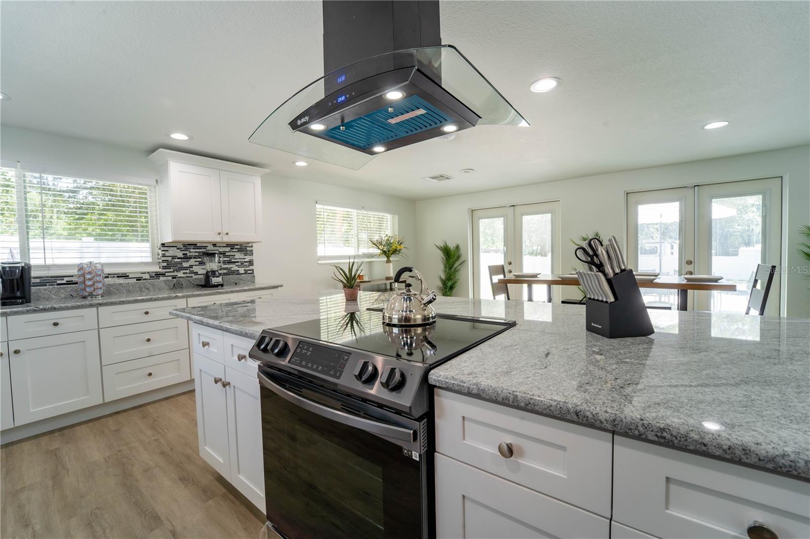 39352 COUNTY ROAD 54, ZEPHYRHILLS, FL, 33542