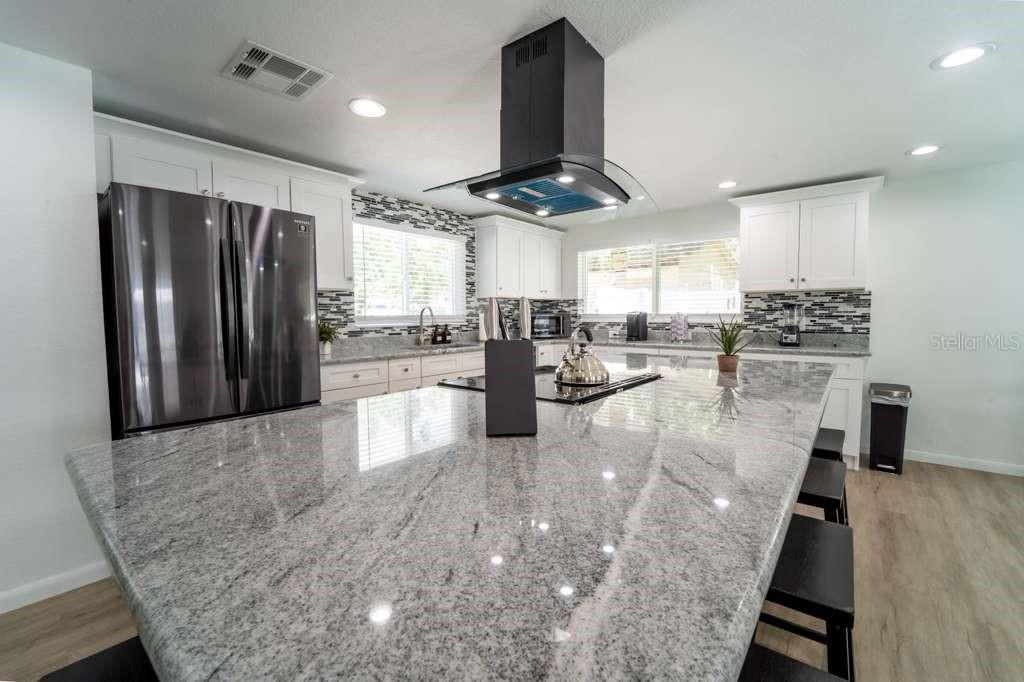 39352 COUNTY ROAD 54, ZEPHYRHILLS, FL, 33542