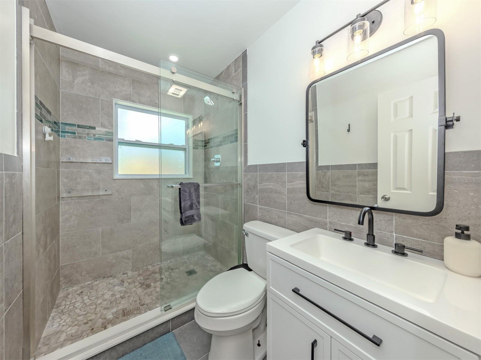 929 CYPRESS AVE, VENICE, FL, 34285