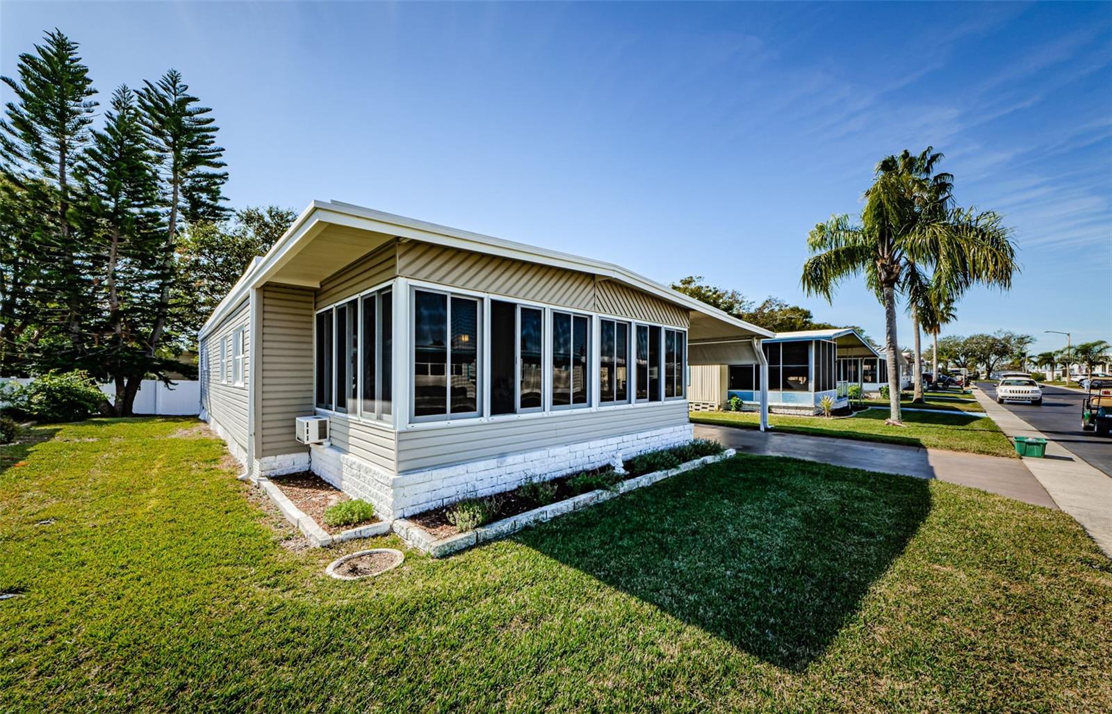 39820 US HIGHWAY 19 N #15, TARPON SPRINGS, FL, 34689