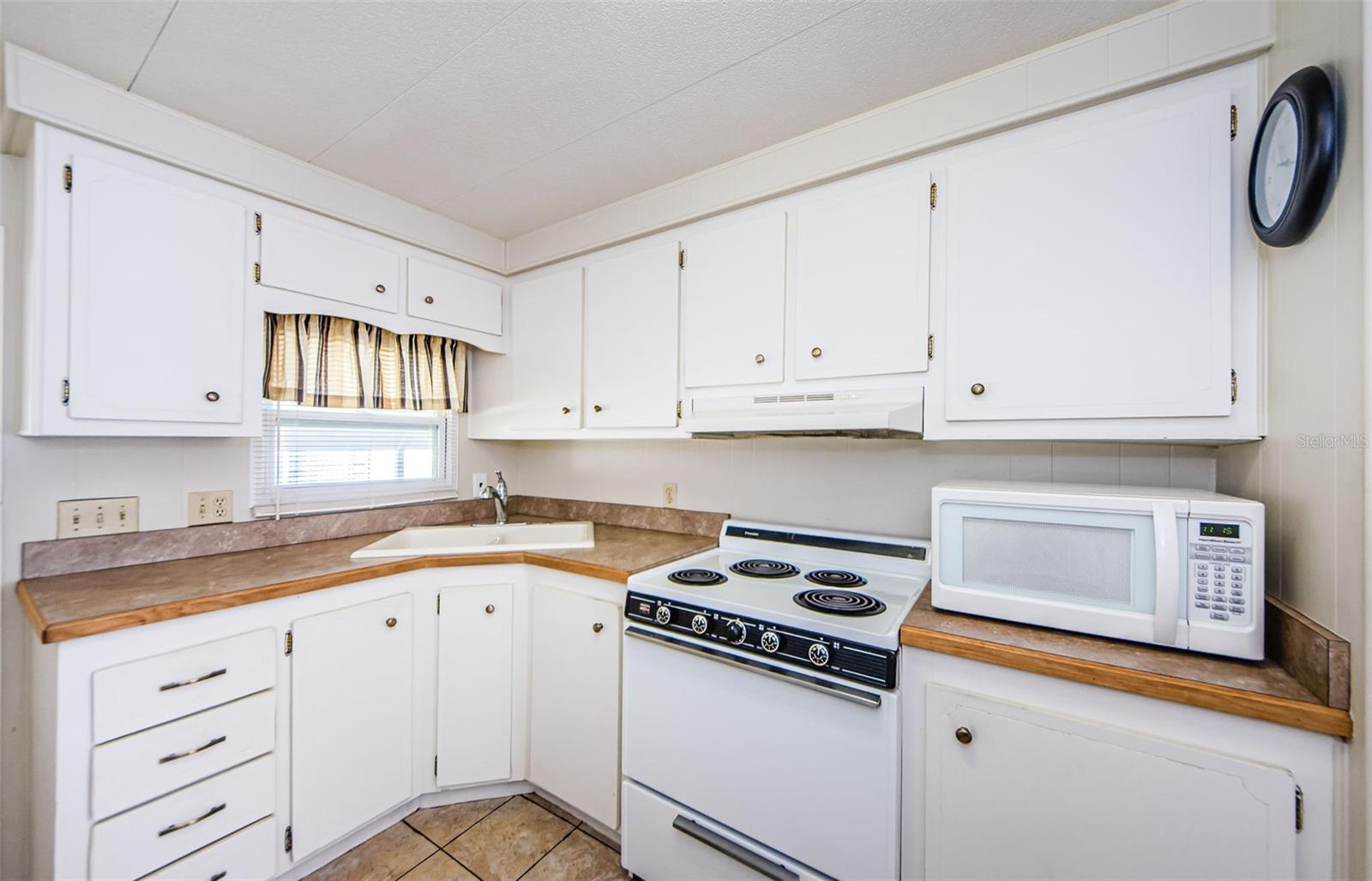 39820 US HIGHWAY 19 N #15, TARPON SPRINGS, FL, 34689