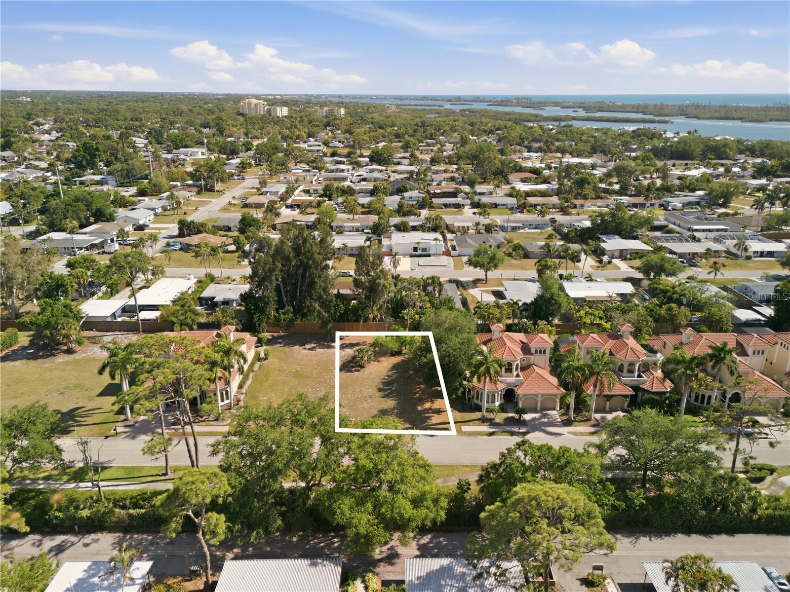 1740 ASSISI DR, SARASOTA, FL, 34231