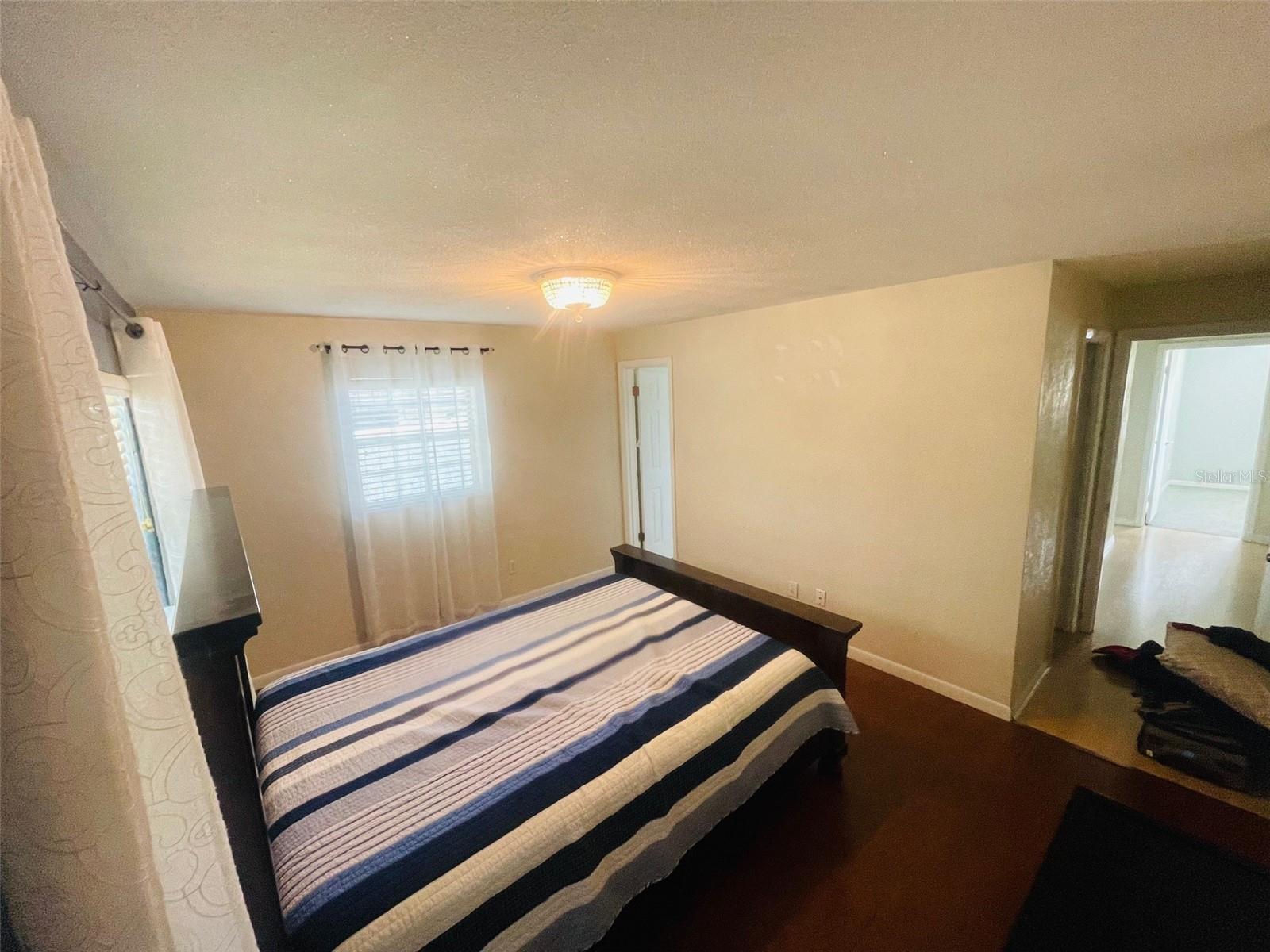 999 ELEANOR AVE, DELTONA, FL, 32725