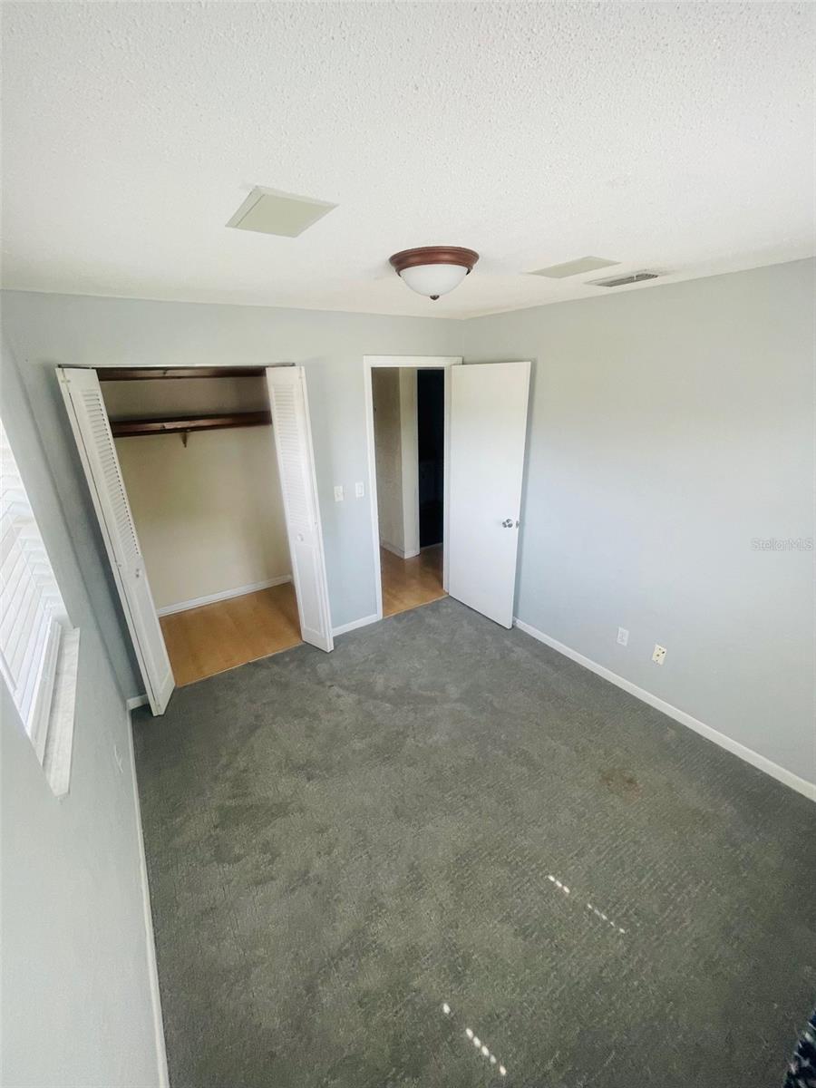 999 ELEANOR AVE, DELTONA, FL, 32725