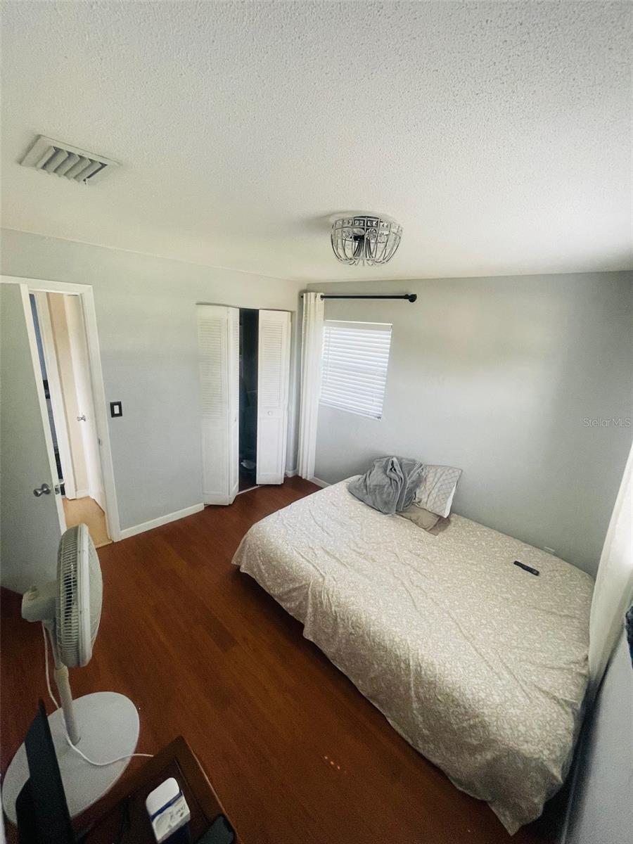999 ELEANOR AVE, DELTONA, FL, 32725