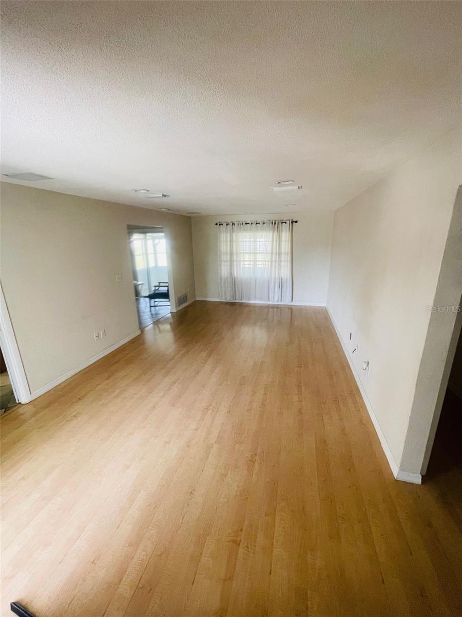 999 ELEANOR AVE, DELTONA, FL, 32725