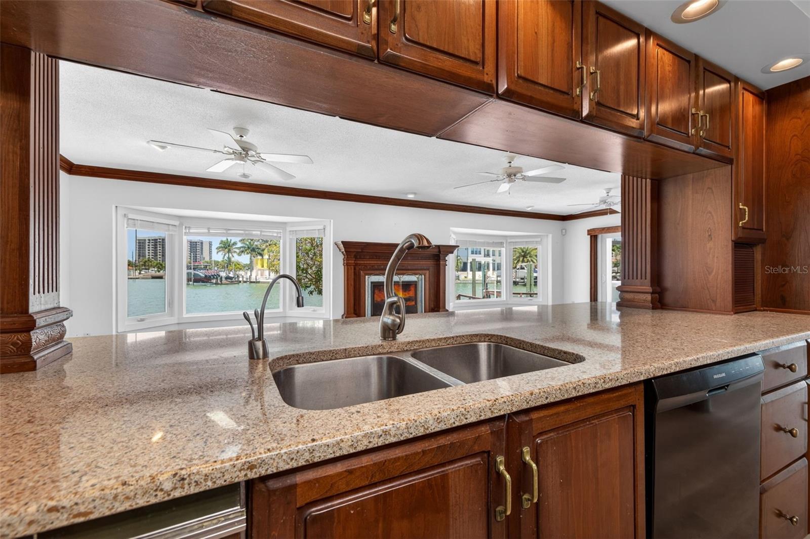 3111 WEDGEWOOD DR, BELLEAIR BEACH, FL, 33786