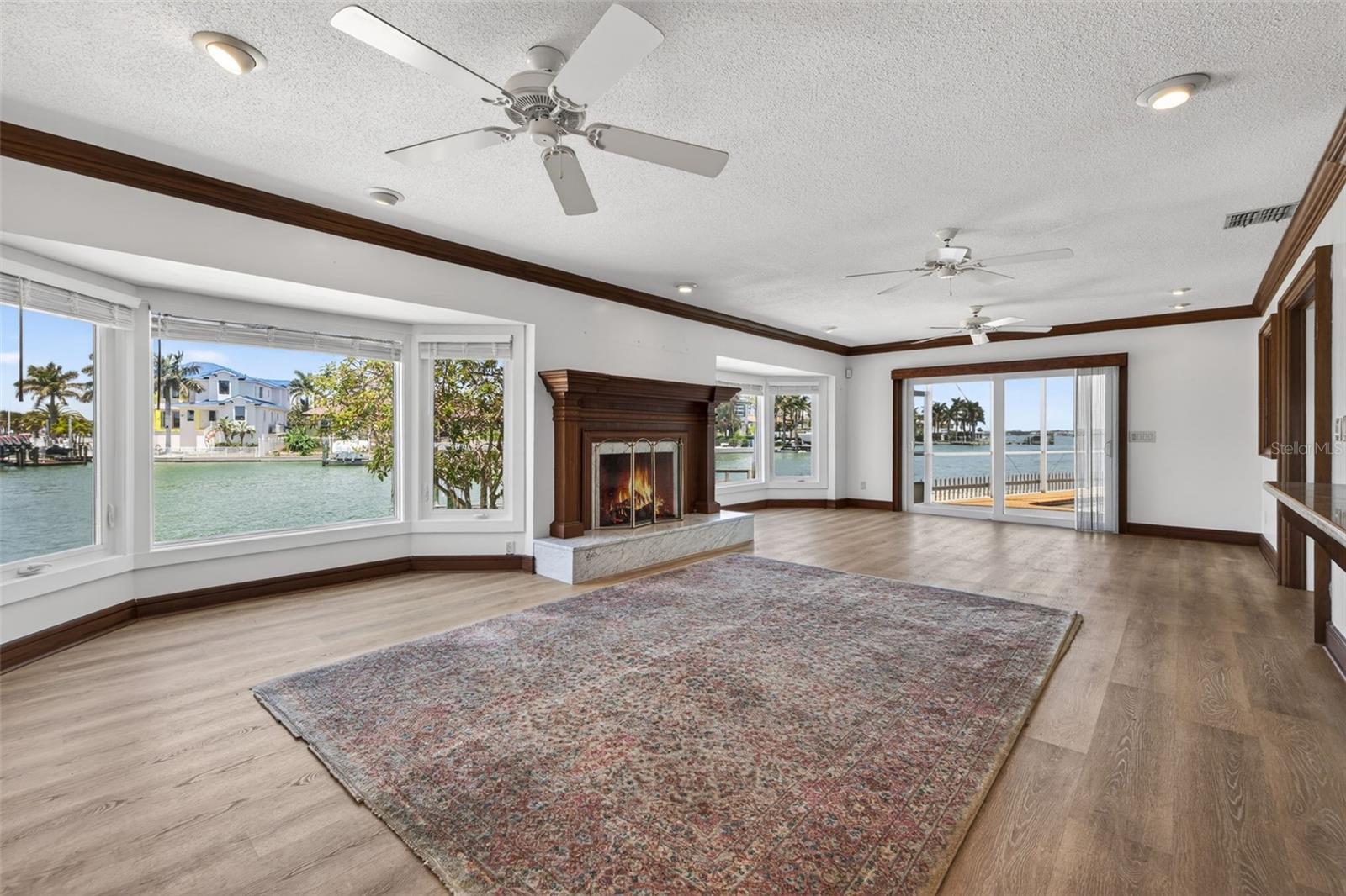 3111 WEDGEWOOD DR, BELLEAIR BEACH, FL, 33786