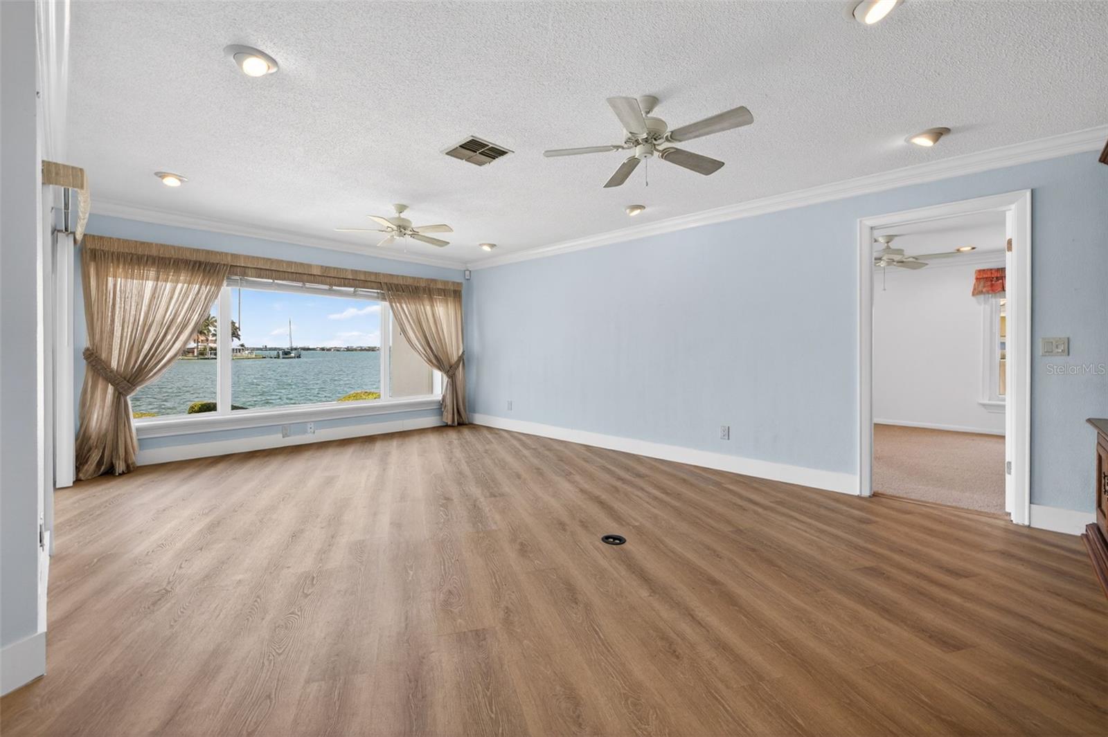 3111 WEDGEWOOD DR, BELLEAIR BEACH, FL, 33786