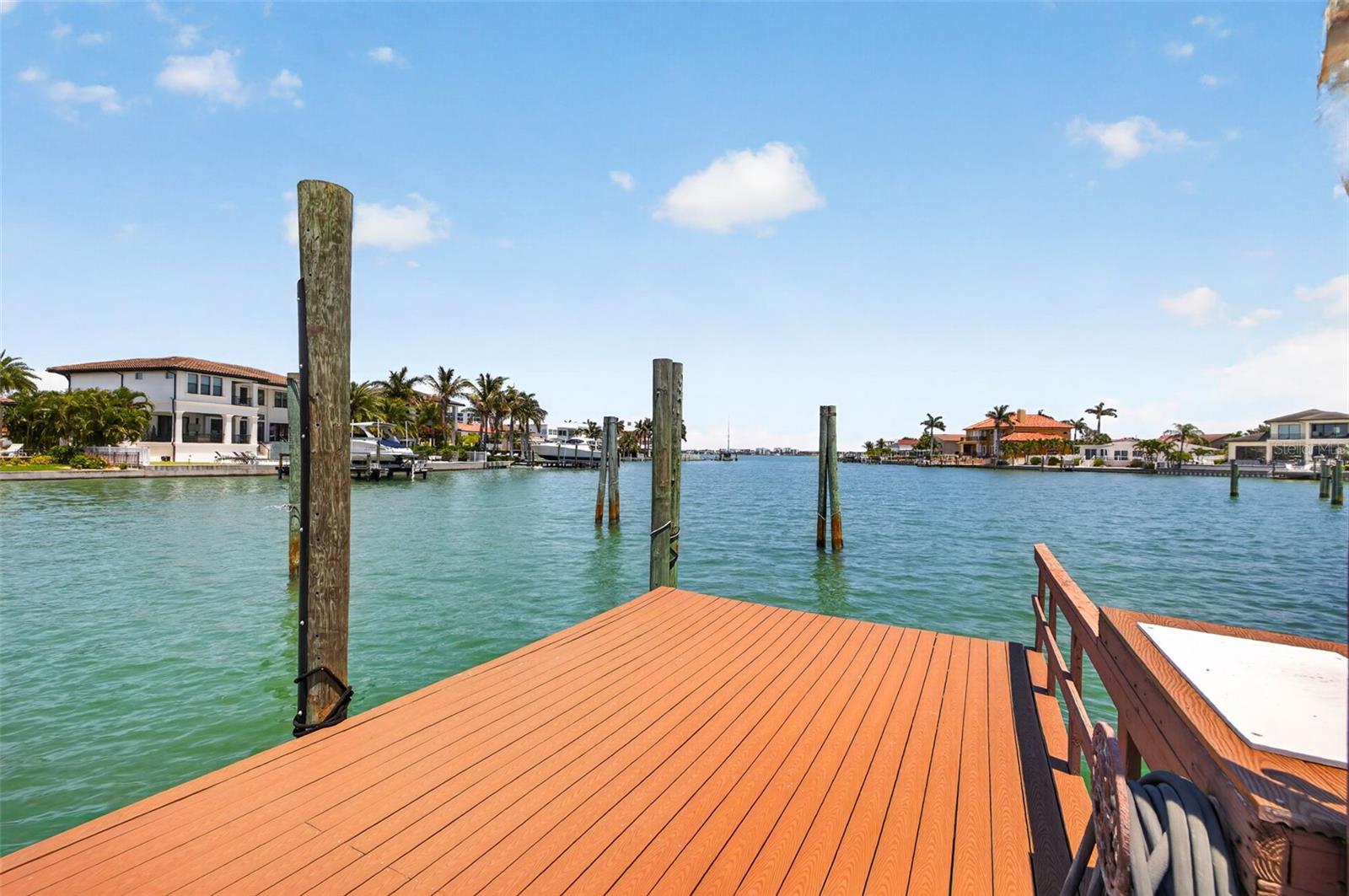 3111 WEDGEWOOD DR, BELLEAIR BEACH, FL, 33786