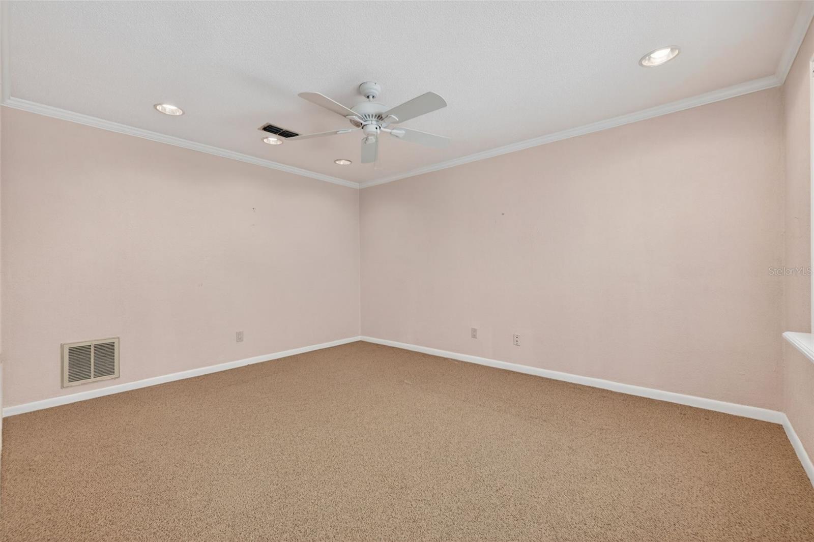 3111 WEDGEWOOD DR, BELLEAIR BEACH, FL, 33786